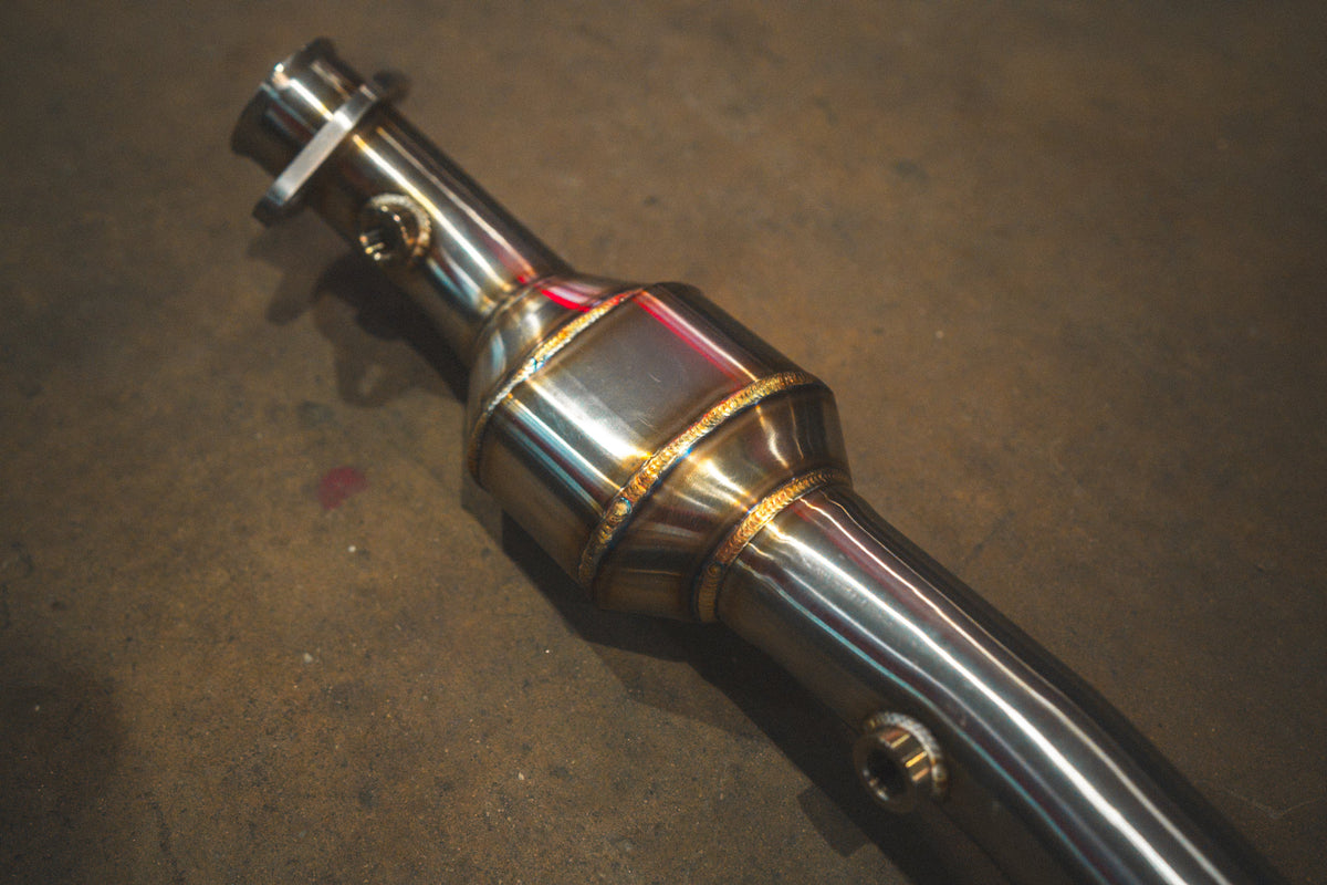 BMW E9x M3 Valved Sport Exhaust System (V2) - BMW.E9X.M3.AXL.BR.RC- DRIVEN - 7