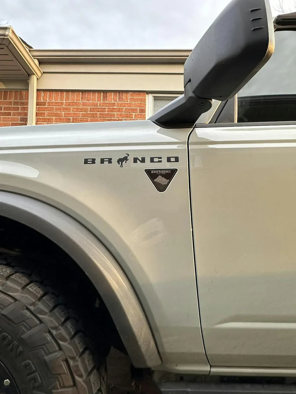 Base Fender Decal (RIP 2021-2023) - 2021-2023 Bronco Base - BASEFEN1-WH-BASEFEN1-REF-  DRIVEN - 3