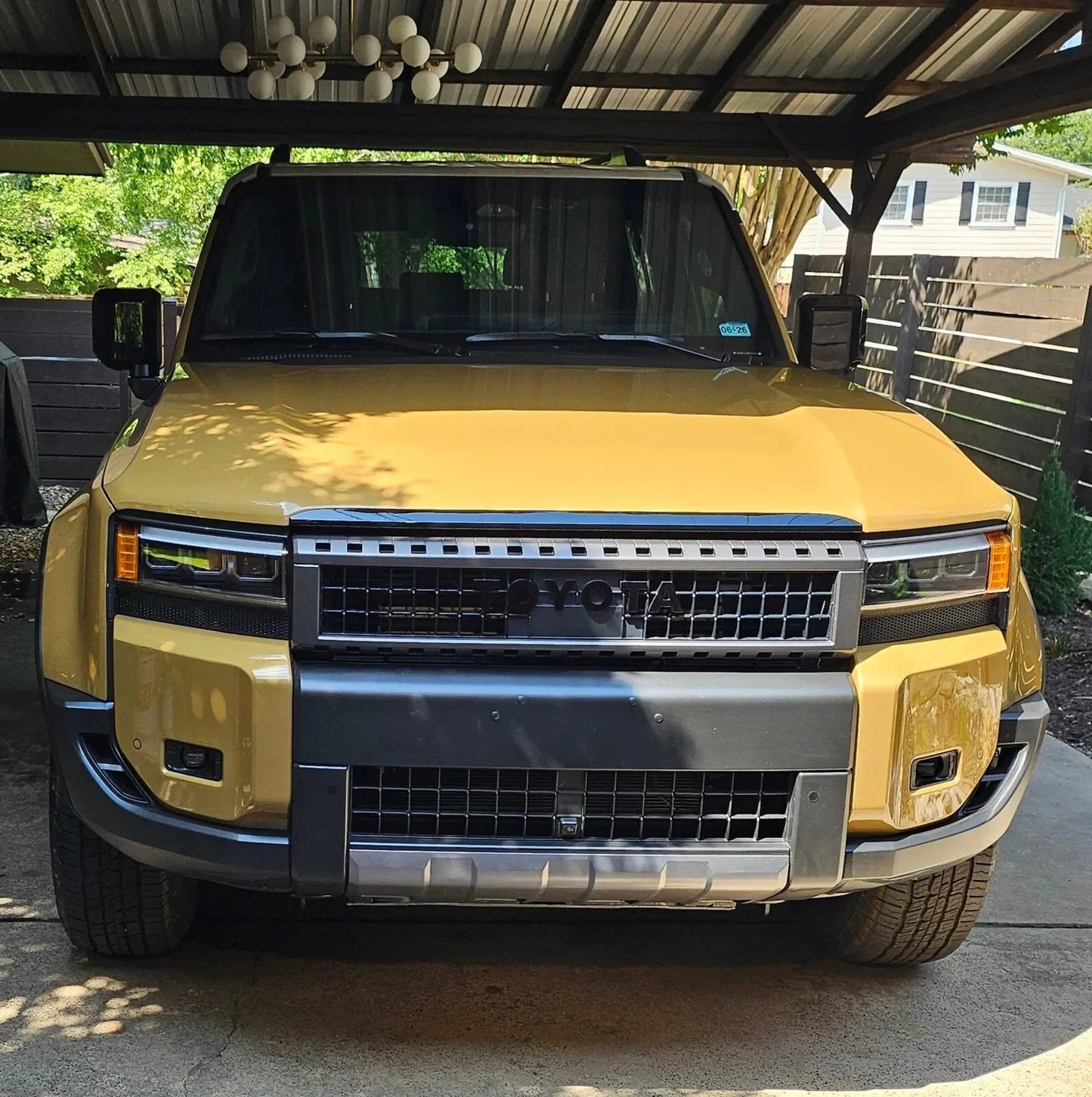 TOYOTA Front Grille Emblem Kit - 2024+ Land Cruiser / 07-14 FJ Cruiser - 24LC250-FG-TOYOTA-WH-24LC250-FG-TOYOTA-GB-24LC250-FG-TOYOTA-MB-24LC250-FG-TOYOTA-BL-24LC250-FG-TOYOTA-GR-  DRIVEN - 8