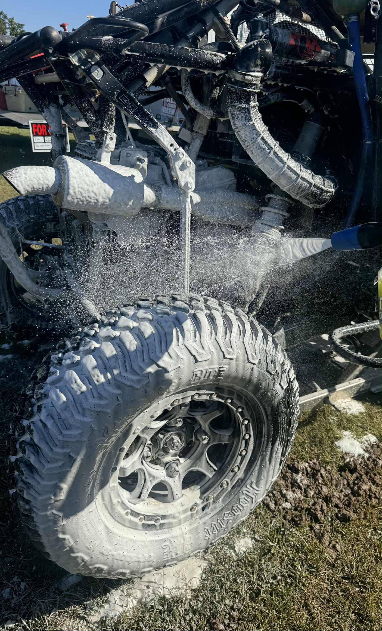 Combat | Dirt Defender (Super Foam Shampoo) - sku-51375045116183-sku-50908705980695-sku-50908706013463-  DRIVEN - 7