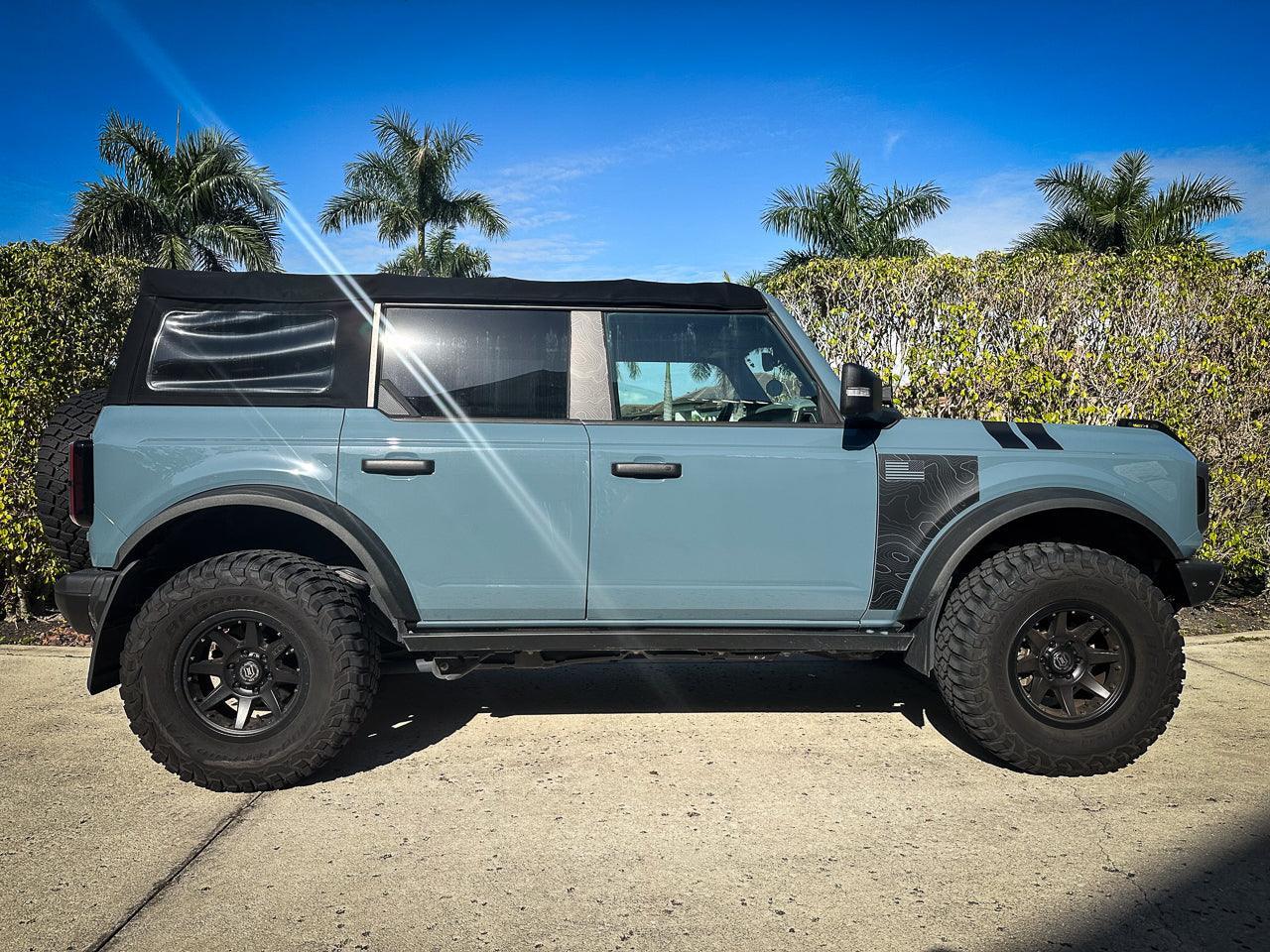 3D Carbon Rear Window Triangle Overlay - 2021+ Bronco 4 Door - 21BRNRTRI-3DB-  DRIVEN - 3