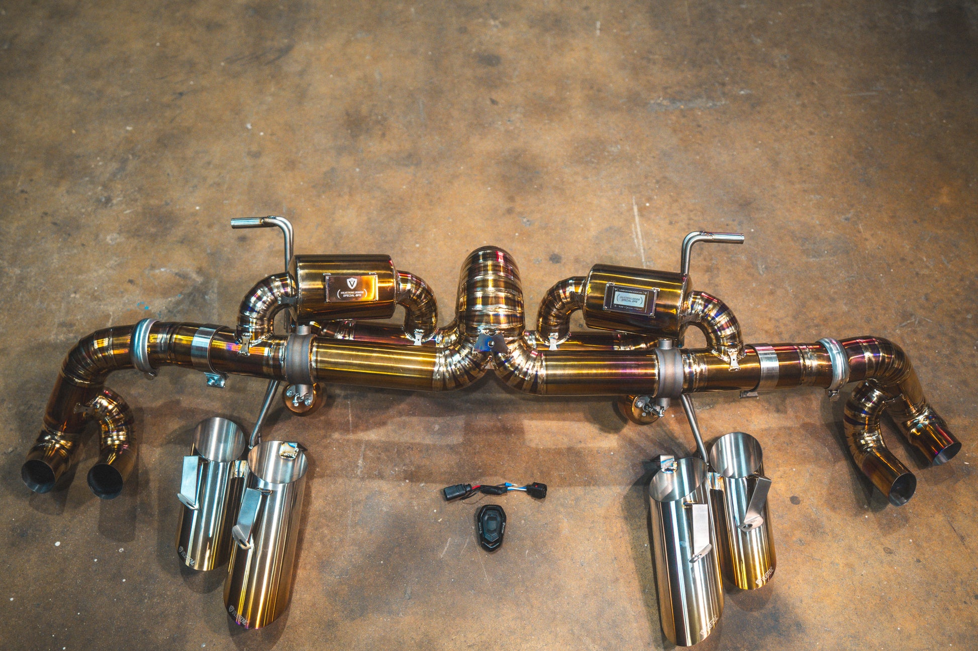 Lamborghini Huracan True F1 / Valved Exhaust System (LP580/610) - LAM.HUR.F1.BR-LAM.HUR.F1.FFH.1.BR-LAM.HUR.F1.TI-LAM.HUR.F1.FFH.1.TI-LAM.HUR.VSES.TI-  DRIVEN - 1