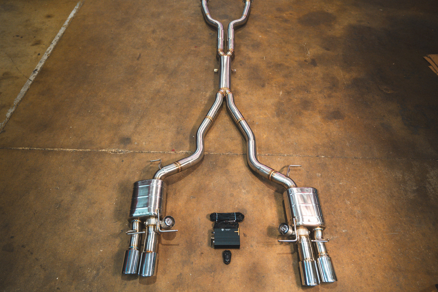 BMW E60 M5 Valved Sport Exhaust System - BMW.E60.M5.VSES.BR-  DRIVEN - 1