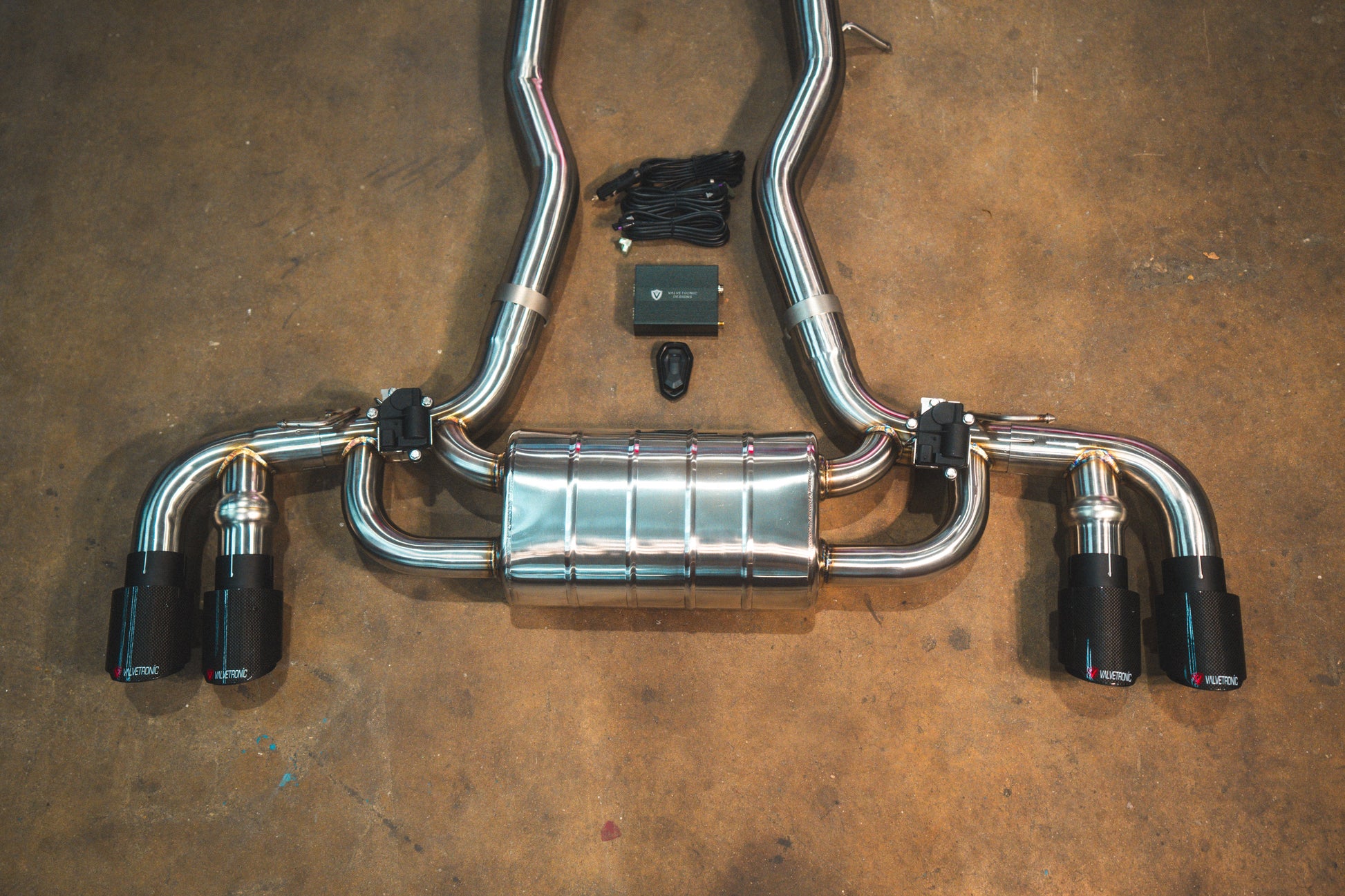 BMW G29 Z4 M40i Valved Sport Exhaust System - BMW.Z4.G29.VSES.BR.BRSH-BMW.Z4.G29.VSES.BR.BRT-BMW.Z4.G29.VSES.BR.BLK-BMW.Z4.G29.VSES.BR.FC-BMW.Z4.G29.VSES.BR.RC-  DRIVEN - 10