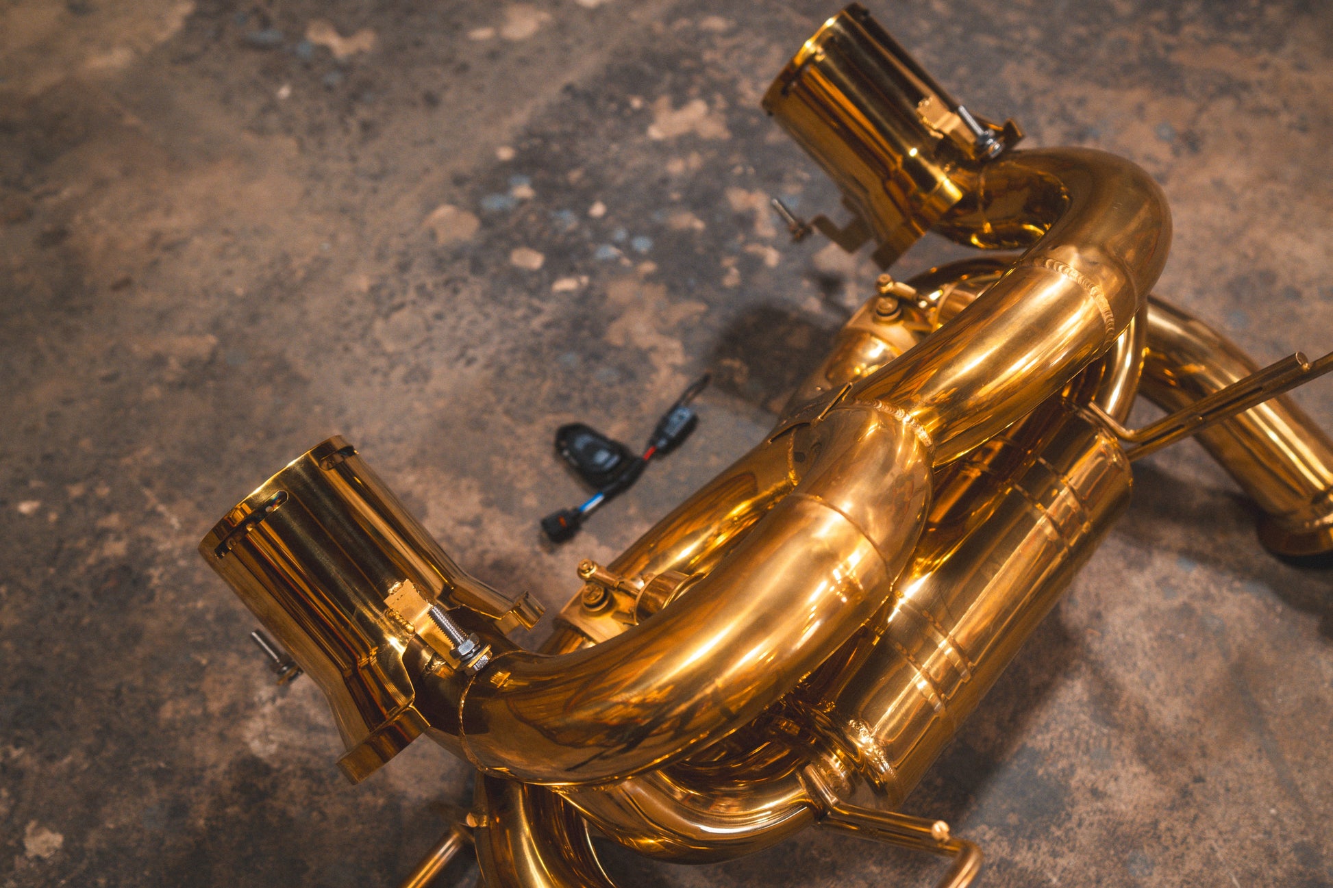 Lamborghini Aventador SVJ/Ultimae Valved Sport Exhaust System - LAM.SVJ.VSES.AG-LAM.SVJ.VSES.FF.AG-LAM.SVJ.F1.AG-LAM.SVJ.F1.FF.AG-  DRIVEN - 6