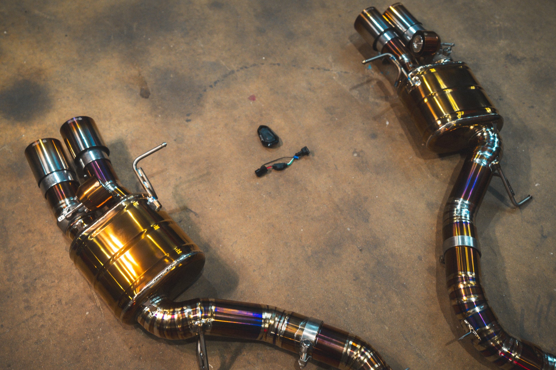 BMW F12 M6 Valved Sport Exhaust System - BMW.F12.M6.VSES.BR.RC-BMW.F12.M6.VSES.TI.TIBRT-  DRIVEN - 3