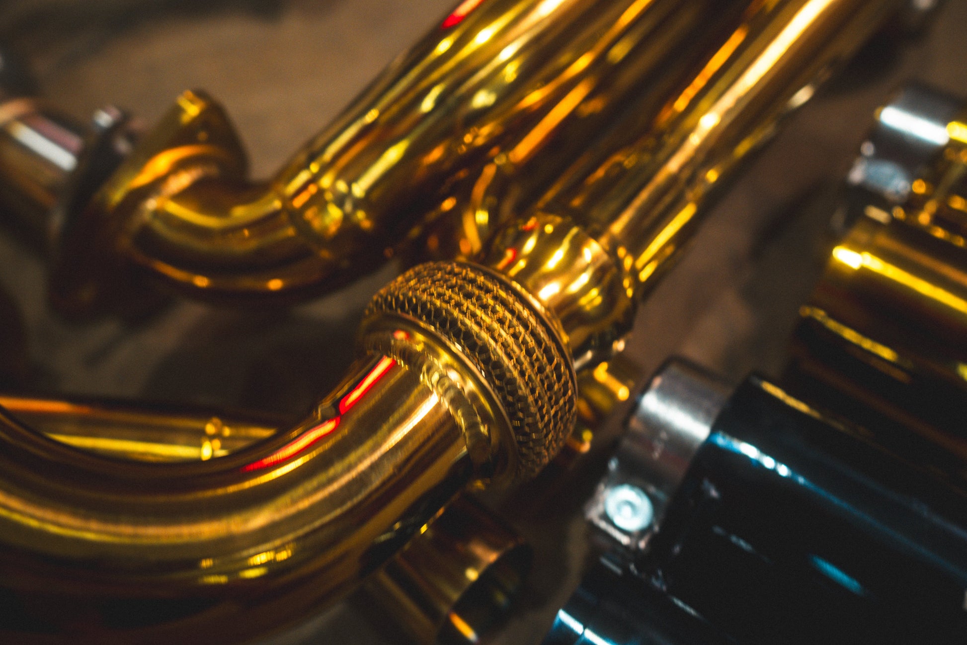 Valvetronic Valved Sport Exhaust System for Porsche 911 Carrera / S / GTS (991.1) - POR.991.CAR.VSES.AG-POR.991.CAR.VSES.TI-POR.991.CAR.VSES.FFH.AG-POR.991.CAR.VSES.FFH.TI-  DRIVEN - 10