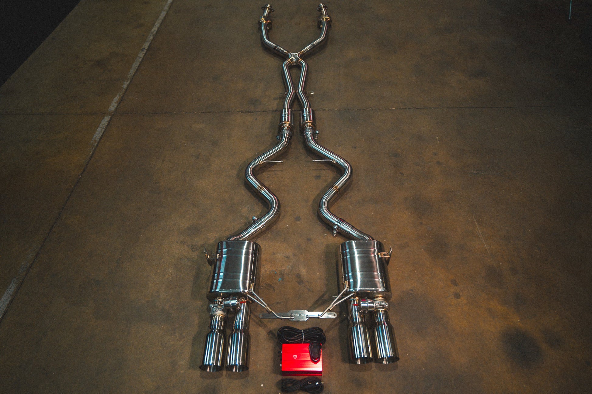 BMW E9x M3 Valved Sport Exhaust System (V2) - BMW.E9X.M3.AXL.BR.BRSH-BMW.E9X.M3.AXL.BR.BRT-BMW.E9X.M3.AXL.BR.BLK-BMW.E9X.M3.AXL.BR.RC-BMW.E9X.M3.AXL.BR.FC-  DRIVEN - 18