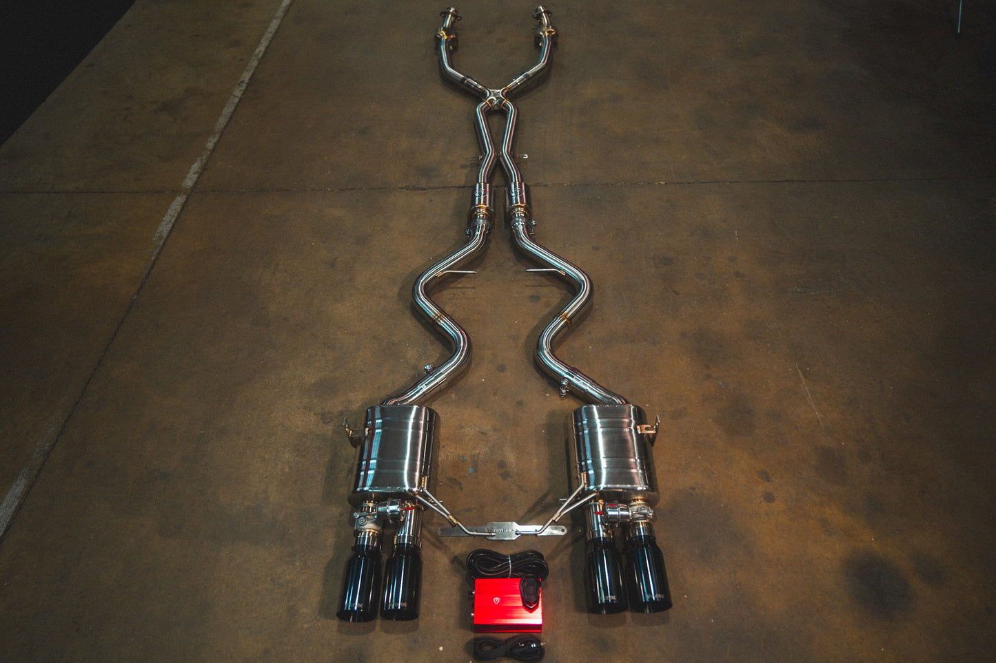 BMW E9x M3 Valved Sport Exhaust System (V2) - BMW.E9X.M3.AXL.BR.BRSH-BMW.E9X.M3.AXL.BR.BRT-BMW.E9X.M3.AXL.BR.BLK-BMW.E9X.M3.AXL.BR.RC-BMW.E9X.M3.AXL.BR.FC-  DRIVEN - 21