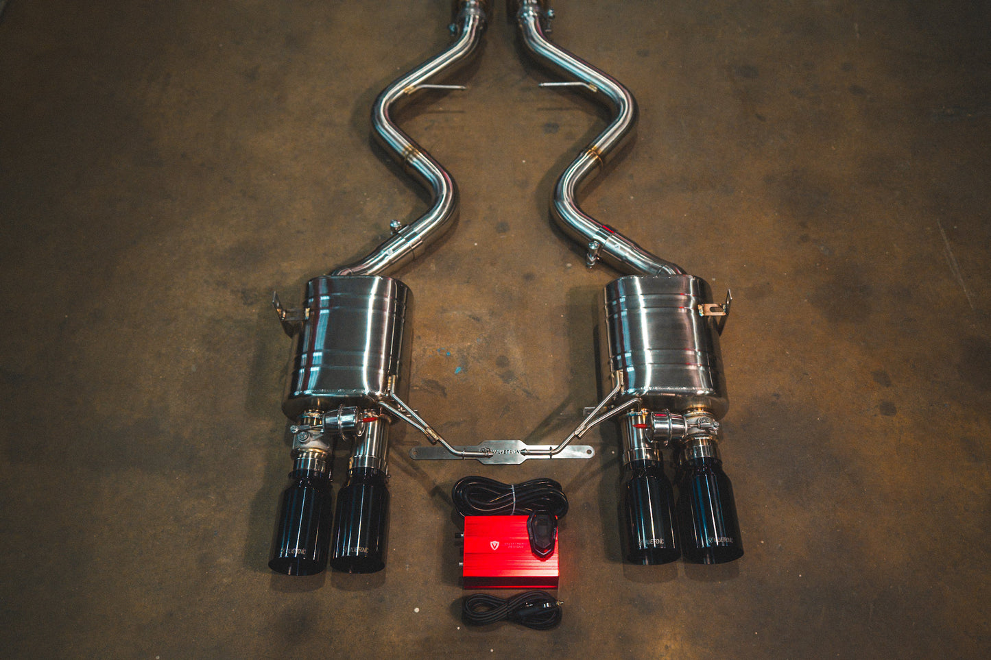 BMW E9x M3 Valved Sport Exhaust System (V2) - BMW.E9X.M3.AXL.BR.BRSH-BMW.E9X.M3.AXL.BR.BRT-BMW.E9X.M3.AXL.BR.BLK-BMW.E9X.M3.AXL.BR.RC-BMW.E9X.M3.AXL.BR.FC-  DRIVEN - 23