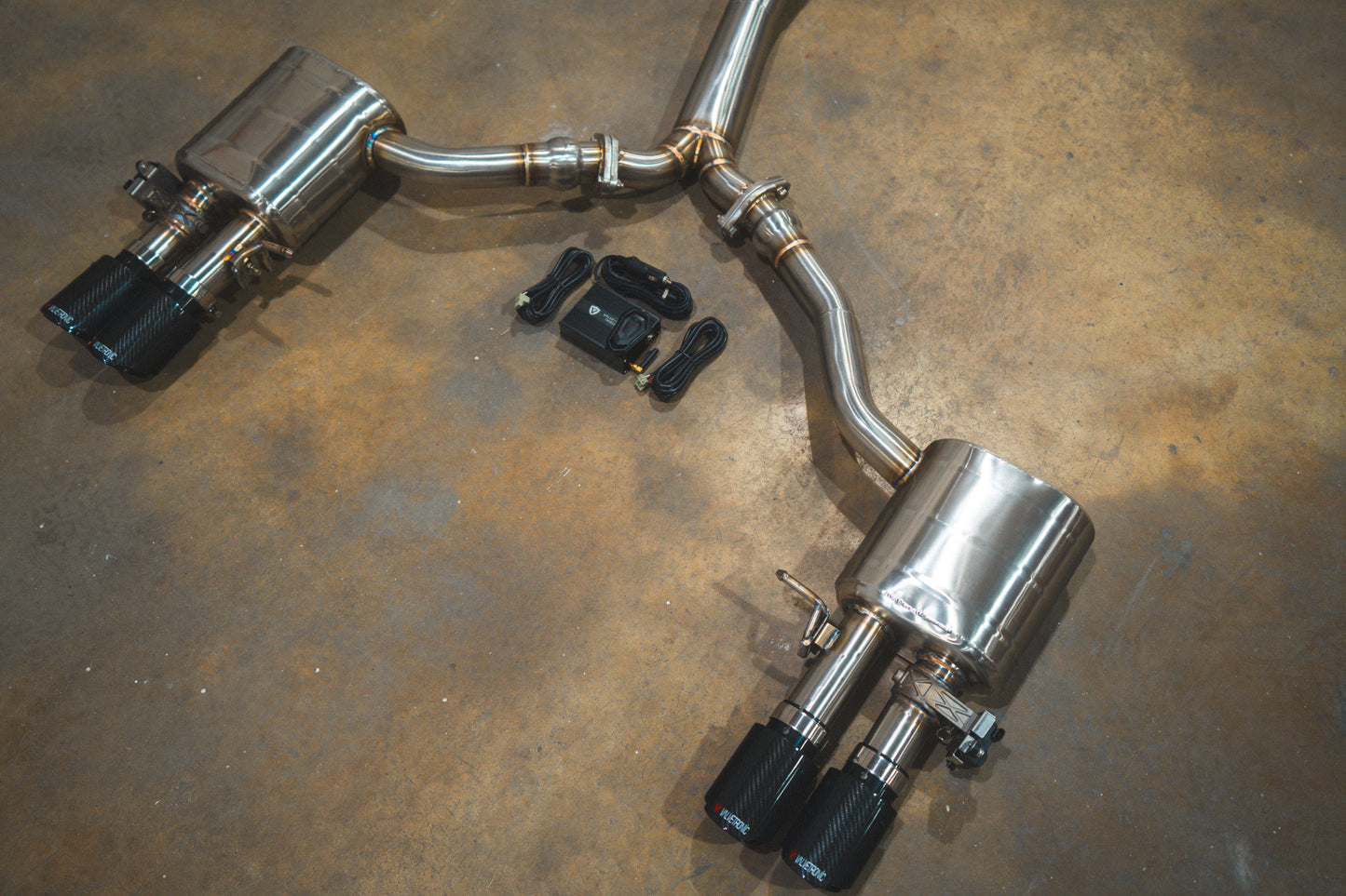 Audi B9 S4 / S5 Valved Sport Exhaust System - AUD.B9.S4.VSES.BR.BRSH-AUD.B9.S4.VSES.BR.BRT-AUD.B9.S4.VSES.BR.BLK-AUD.B9.S4.VSES.BR.RC-AUD.B9.S4.VSES.BR.FC-  DRIVEN - 2
