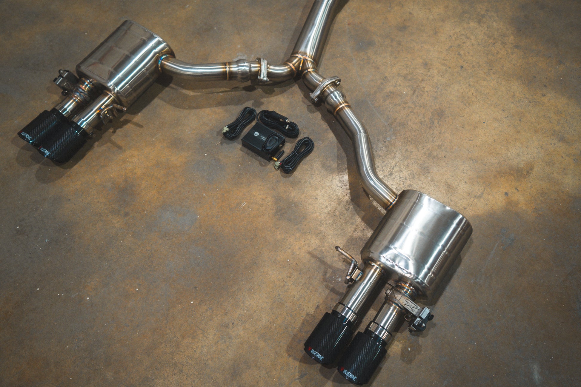 Audi B9 S4 / S5 Valved Sport Exhaust System - AUD.B9.S4.VSES.BR.BRSH-AUD.B9.S4.VSES.BR.BRT-AUD.B9.S4.VSES.BR.BLK-AUD.B9.S4.VSES.BR.RC-AUD.B9.S4.VSES.BR.FC-  DRIVEN - 2
