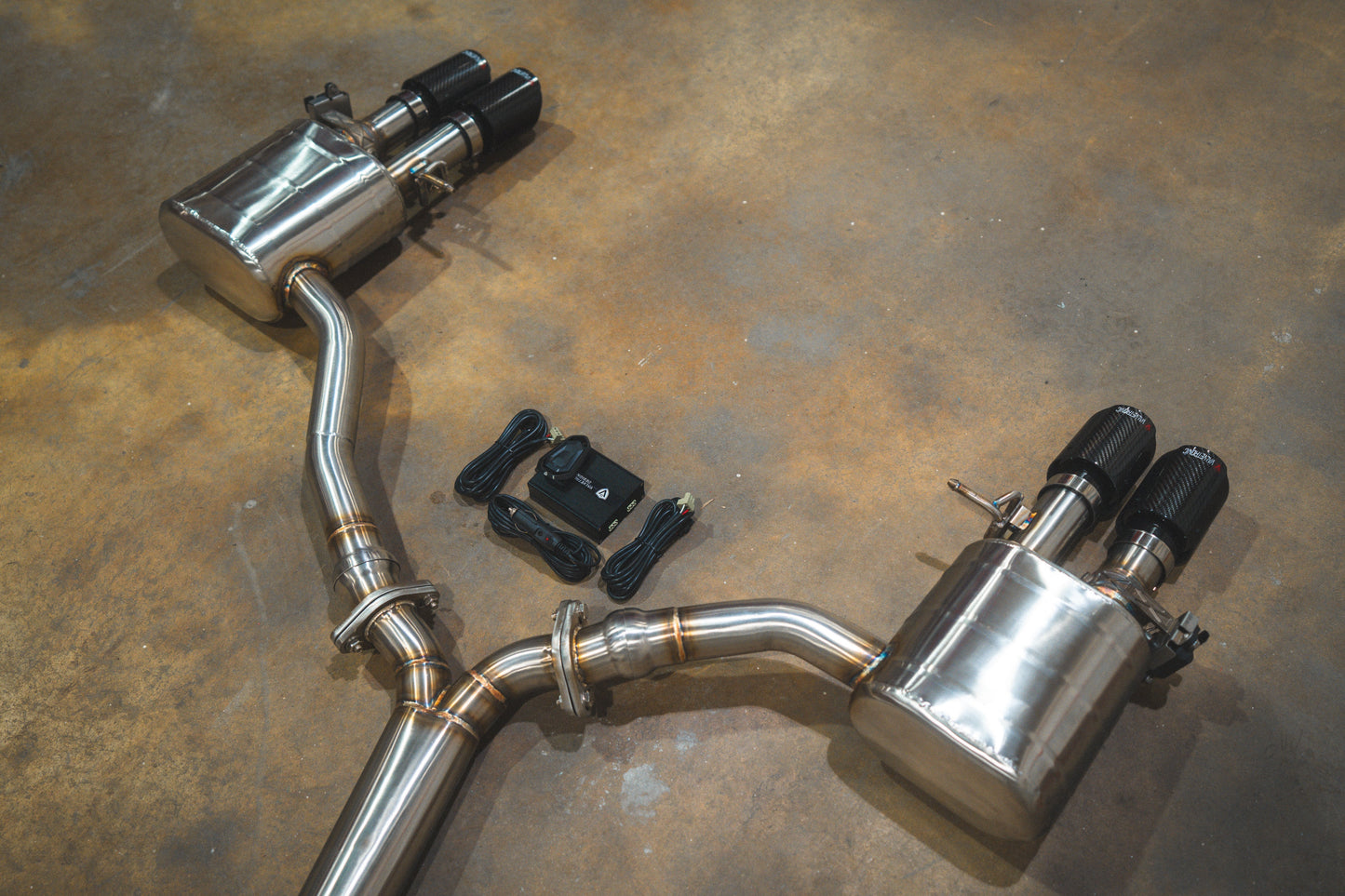 Audi B9 S4 / S5 Valved Sport Exhaust System - AUD.B9.S4.VSES.BR.BRSH-AUD.B9.S4.VSES.BR.BRT-AUD.B9.S4.VSES.BR.BLK-AUD.B9.S4.VSES.BR.RC-AUD.B9.S4.VSES.BR.FC-  DRIVEN - 4