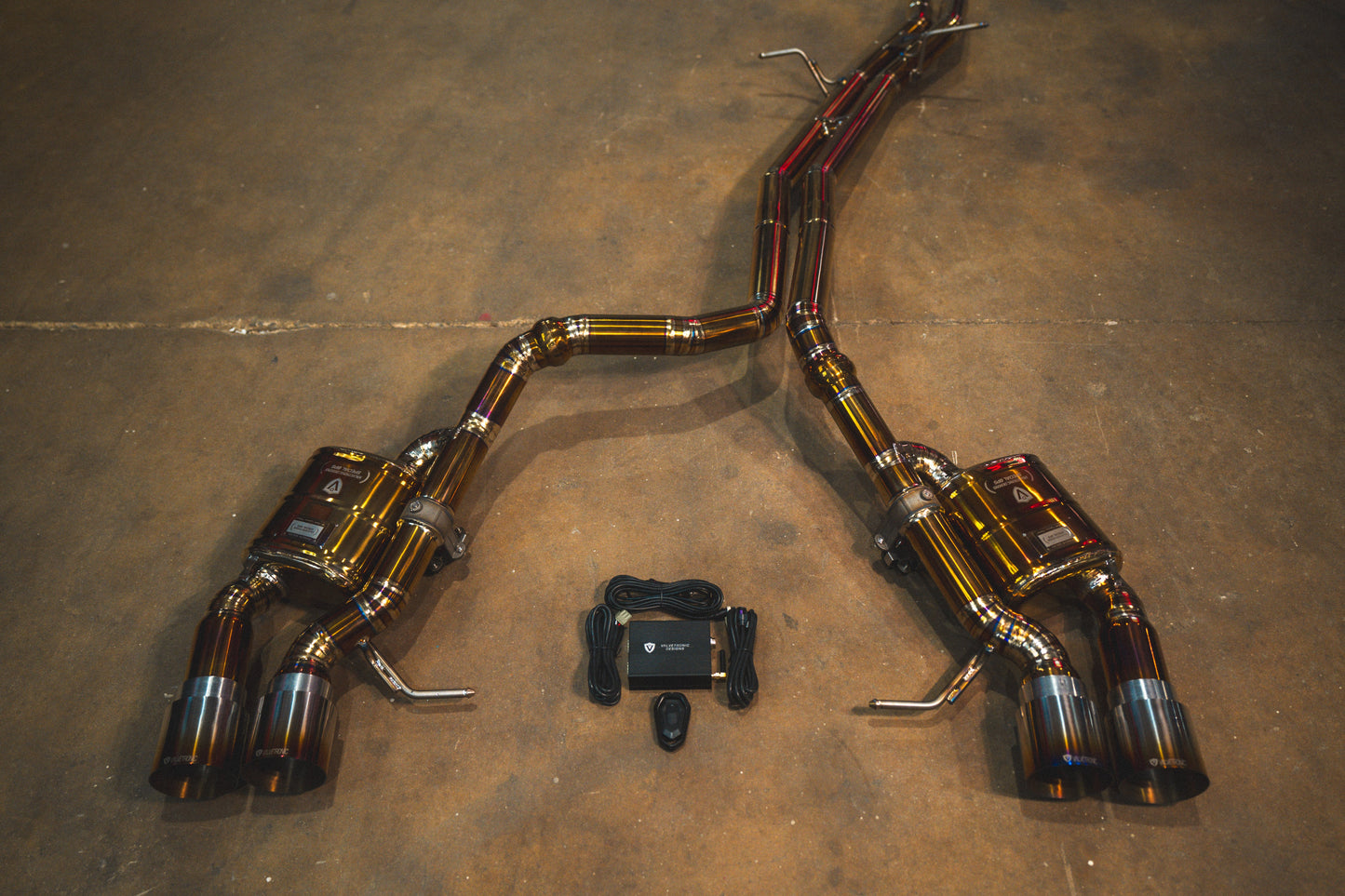 Valvetronic Valved Sport Exhaust System for Porsche Macan - POR.95B.MAC.VSES.TI-  DRIVEN - 1