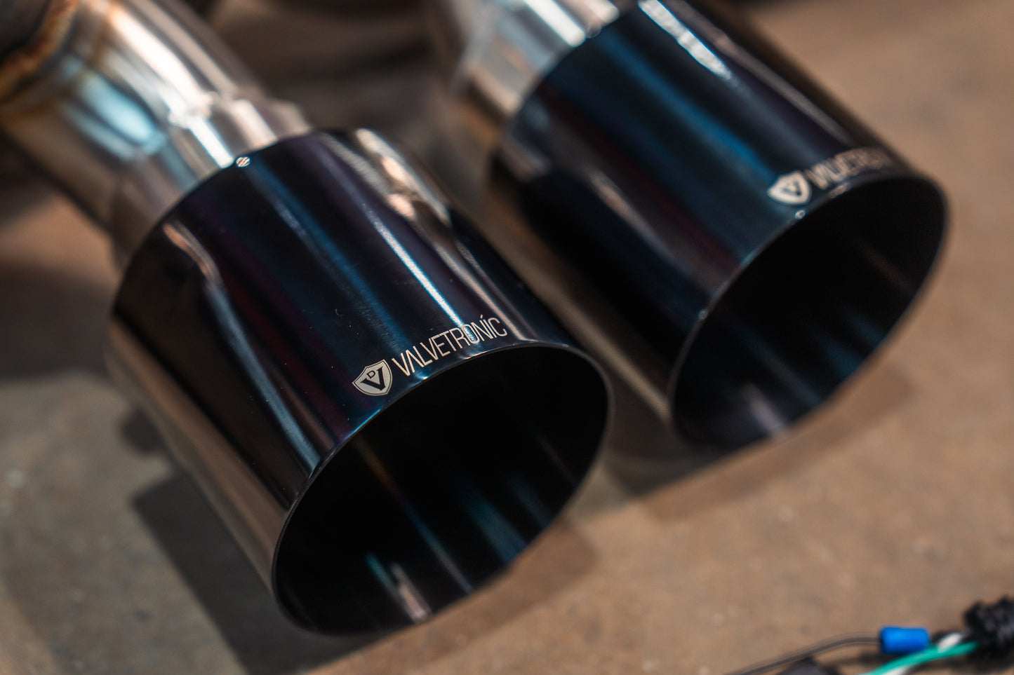 Valvetronic Valved Sport Exhaust System for Porsche GT3/RS 991.1 / 991.2 - POR.991.GT3.VSES.BR-POR.991.GT3.VSES.TI-POR.991.GT3.VSES.FFH.BR-POR.991.GT3.VSES.FFH.TI-  DRIVEN - 8