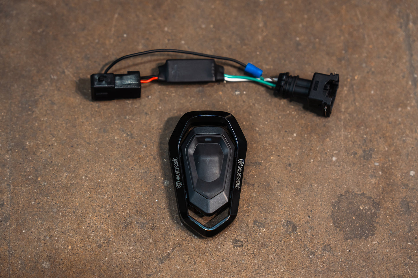 Valvetronic Valved Sport Exhaust System for Porsche GT3/RS 991.1 / 991.2 - POR.991.GT3.VSES.BR-POR.991.GT3.VSES.TI-POR.991.GT3.VSES.FFH.BR-POR.991.GT3.VSES.FFH.TI-  DRIVEN - 16