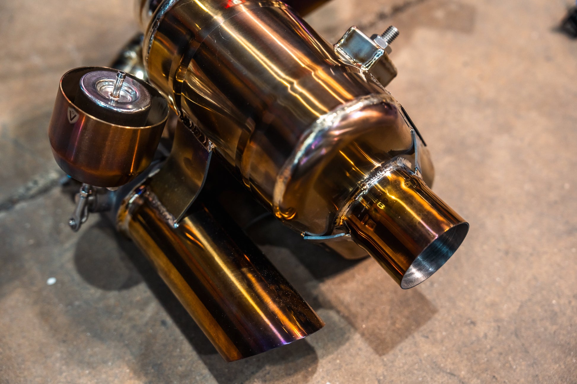 Ferrari F12 / 812 Valved Sport Exhaust System - FER.F12.VSES.TI-FER.F12.VSES.FF.TI-FER.F12OPF.VSES.FF.TI-  DRIVEN - 9