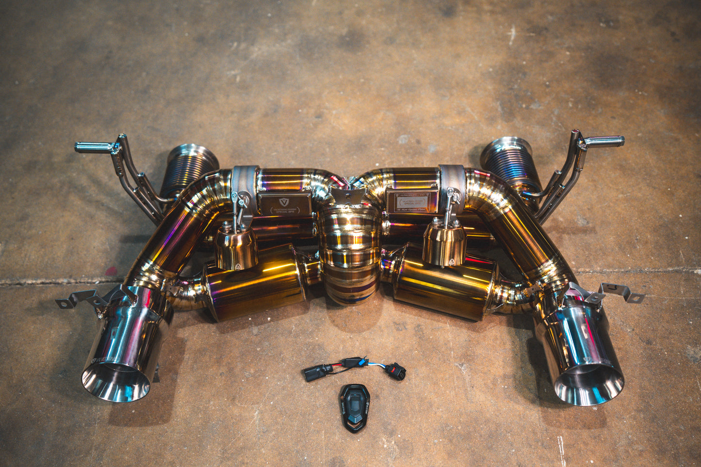 Lamborghini Huracan Performante /  EVO / STO / Tecnica True F1 / Valved Exhaust system - LAM.STO.F1.BR-LAM.STO.F1.FFH.2.BR-LAM.STO.F1.TI-LAM.STO.F1.FFH.2.TI-LAM.STO.VSES.TI-  DRIVEN - 3