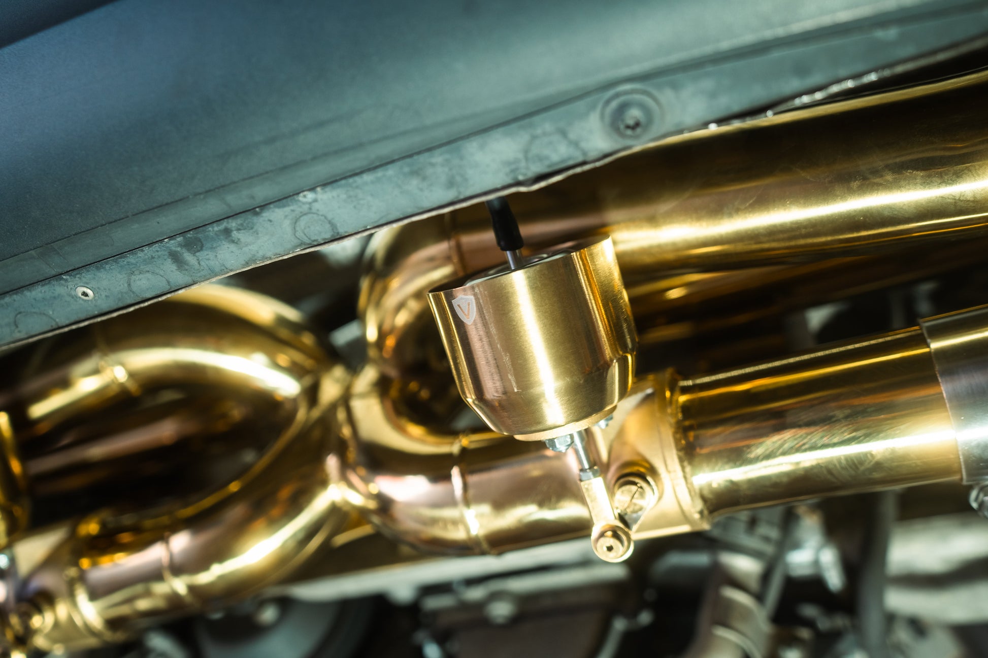 Valvetronic Valved Sport Exhaust System for Porsche 911 Carrera / S / GTS (991.1) - POR.991.CAR.VSES.AG-POR.991.CAR.VSES.TI-POR.991.CAR.VSES.FFH.AG-POR.991.CAR.VSES.FFH.TI-  DRIVEN - 16