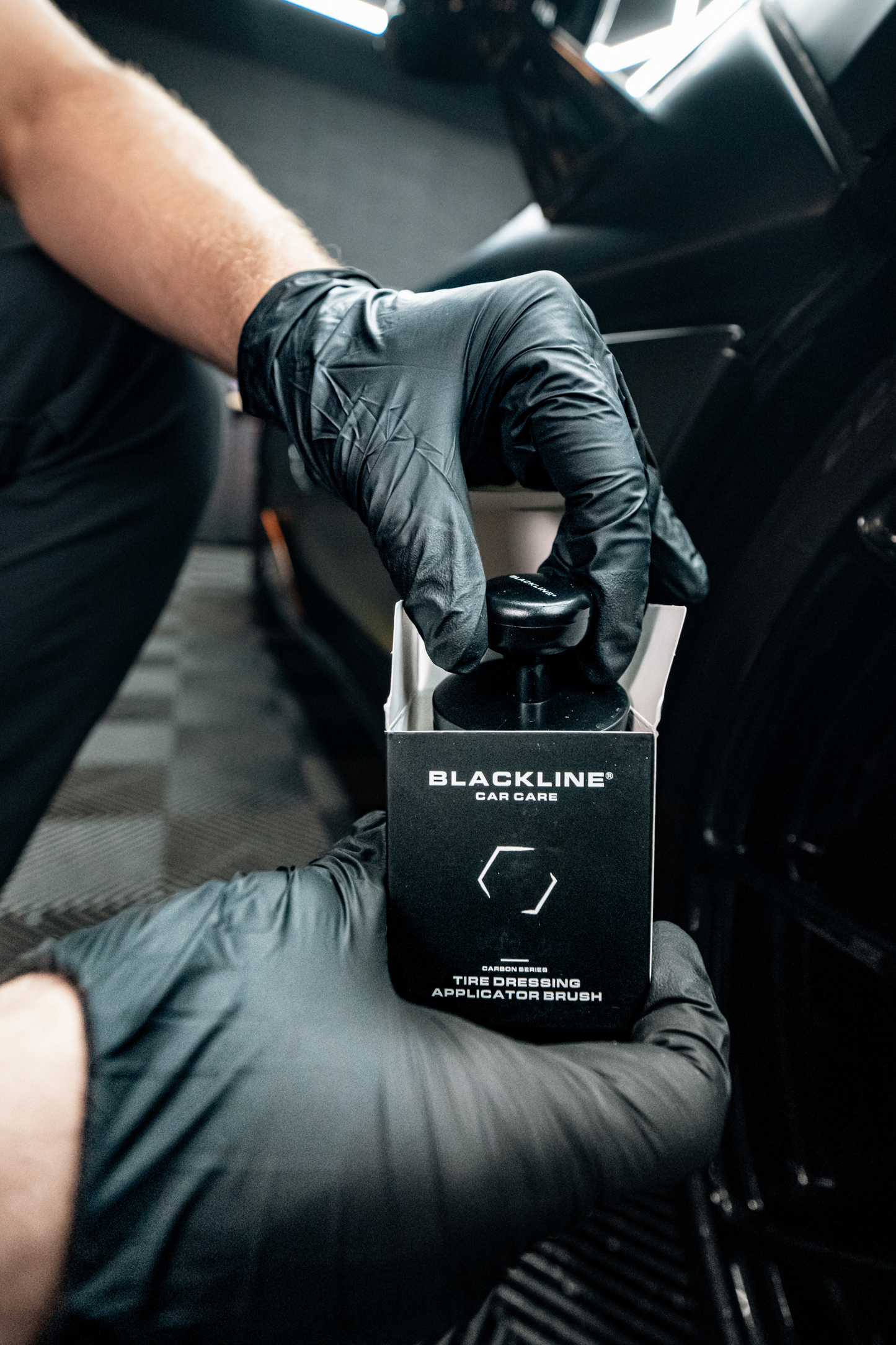 BLACKLINE® TIRE APPLICATOR BRUSH - BLTAB-  DRIVEN - 2