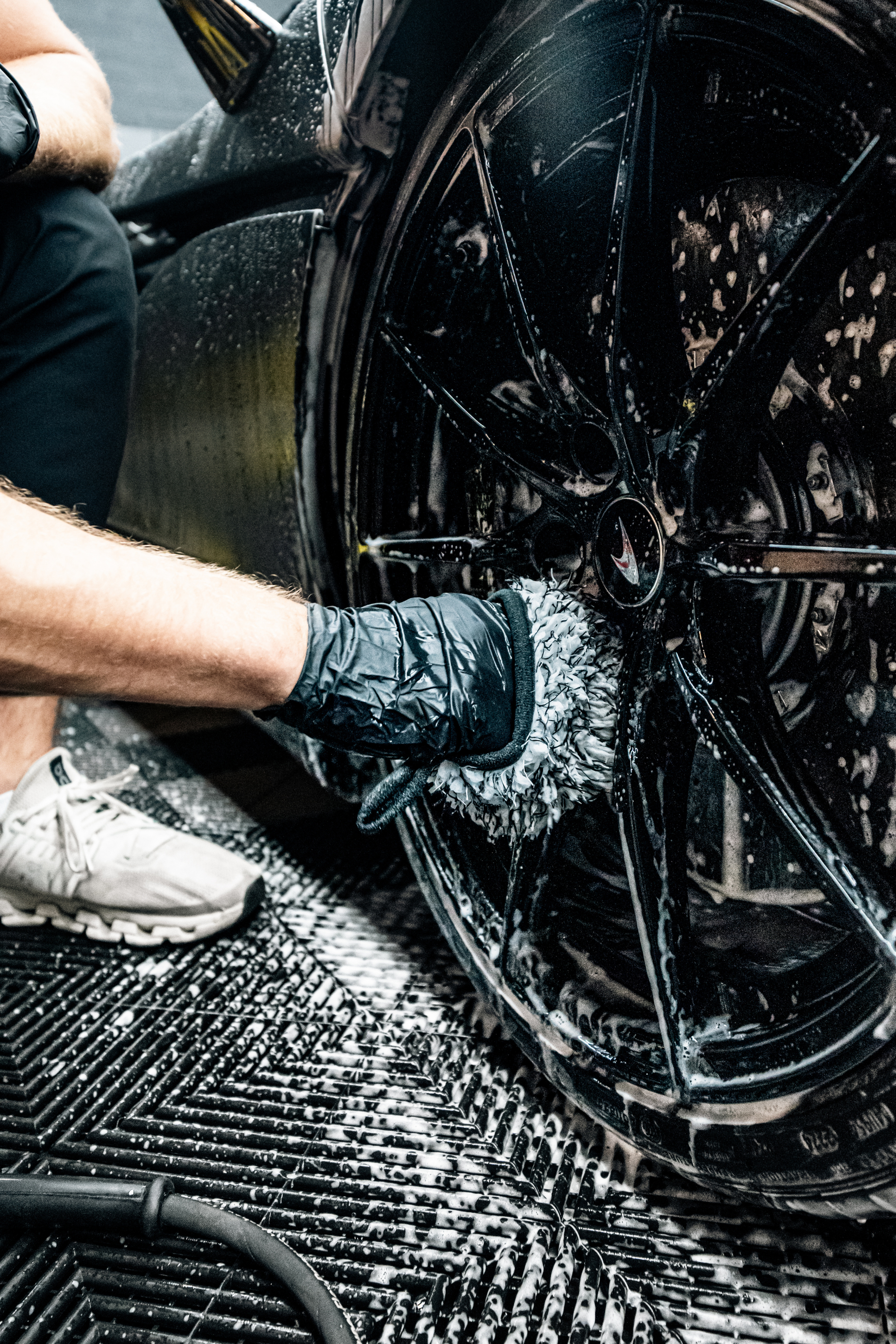 BLACKLINE® MICROFIBER WHEEL MITT - BLWM-  DRIVEN - 4