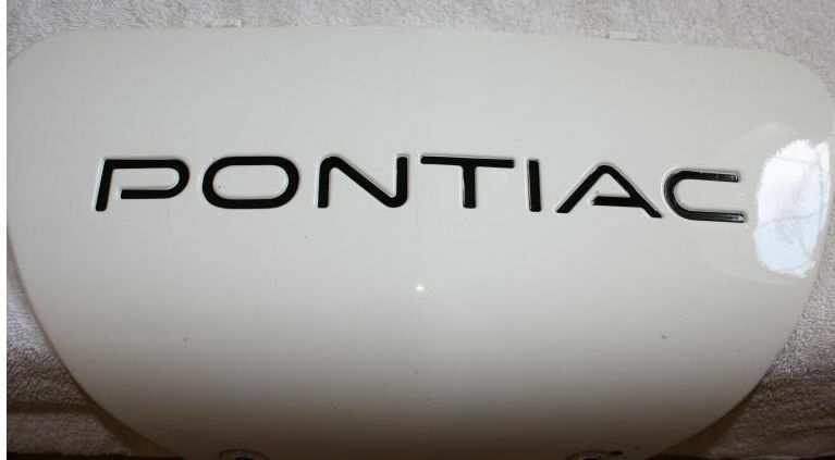 Front Plate Lettering Inlay Decal - 00-03 Bonneville - PO:BO:Front-01-PO:BO:Front-02-PO:BO:Front-03-PO:BO:Front-04-PO:BO:Front-05-  DRIVEN - 5