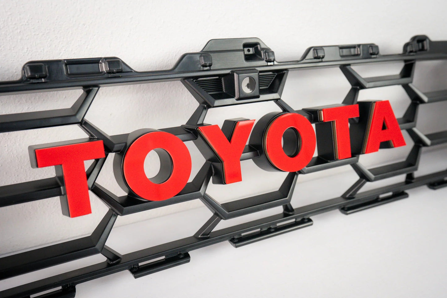 TOYOTA Front Grille Acrylic Emblem Overlays - 2025+ 4Runner TRD Pro / Trailhunter - 254RUNNER-FTPTH-AC-WH-254RUNNER-FTPTH-AC-GB-254RUNNER-FTPTH-AC-MB-254RUNNER-FTPTH-AC-OR-254RUNNER-FTPTH-AC-RD-  DRIVEN - 9