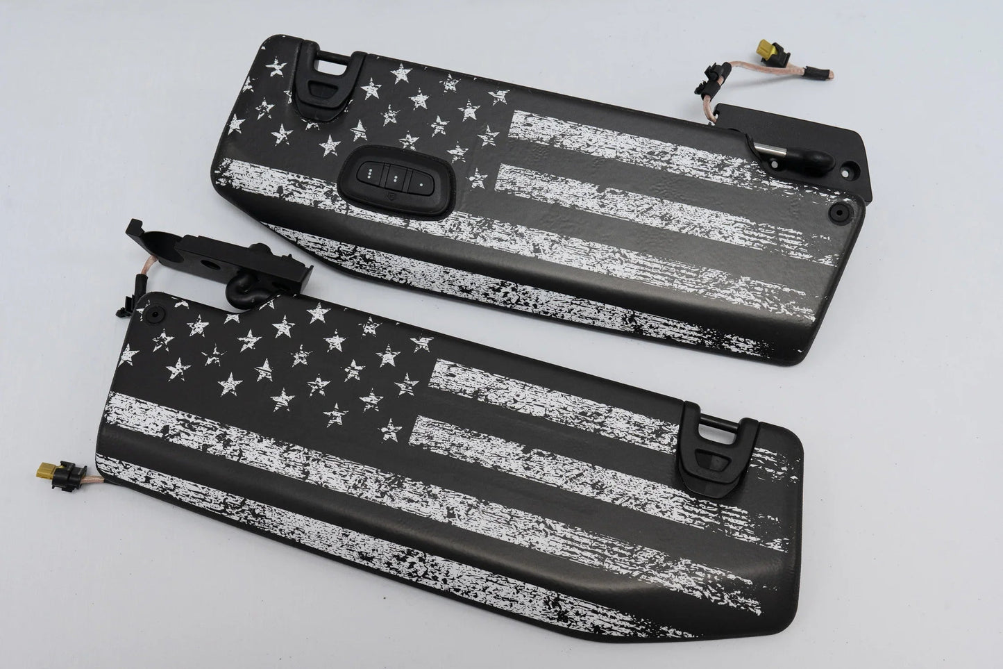 Freedom Series Sun Visor Overlays (Printed Series) - 2018+ Jeep Wrangler JL / Jeep Gladiator JT - JLVISORFULLFREE-RWBNHL-JLVISORFULLFREE-RWBHL-JLVISORFULLFREE-BWNHL-JLVISORFULLFREE-BWHL-JLVISORFULLFREE-TBLNHL-  DRIVEN - 11