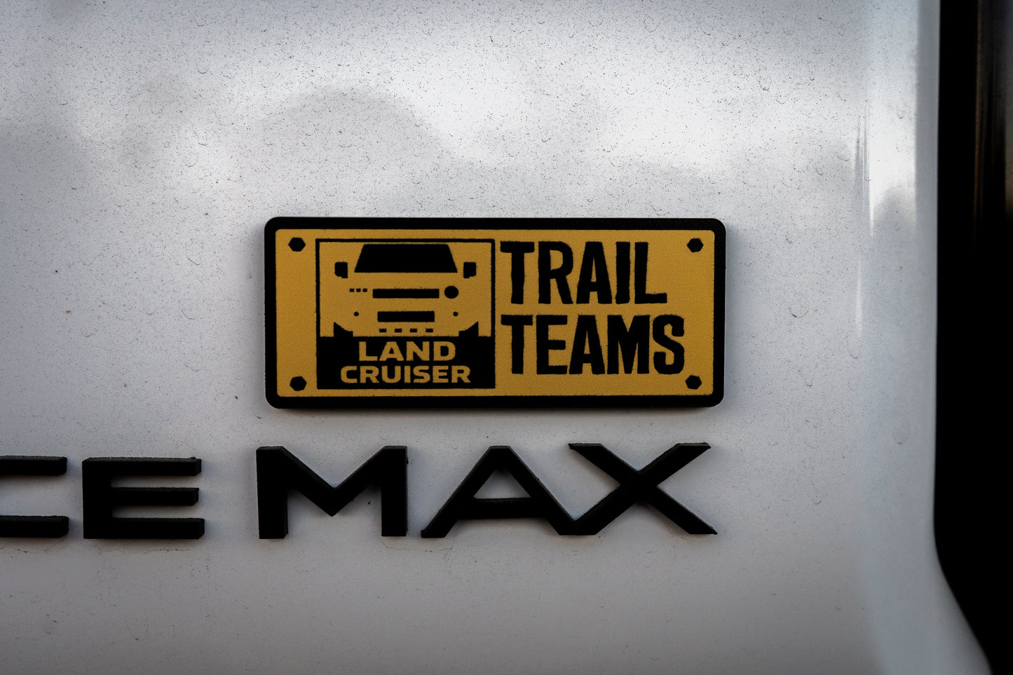 Trail Teams Liftgate Emblem - 2024+ Land Cruiser / 2025+ 4Runner - 24LC250-TRAILTEAMS-254R-TRAILTEAMS-  DRIVEN - 1