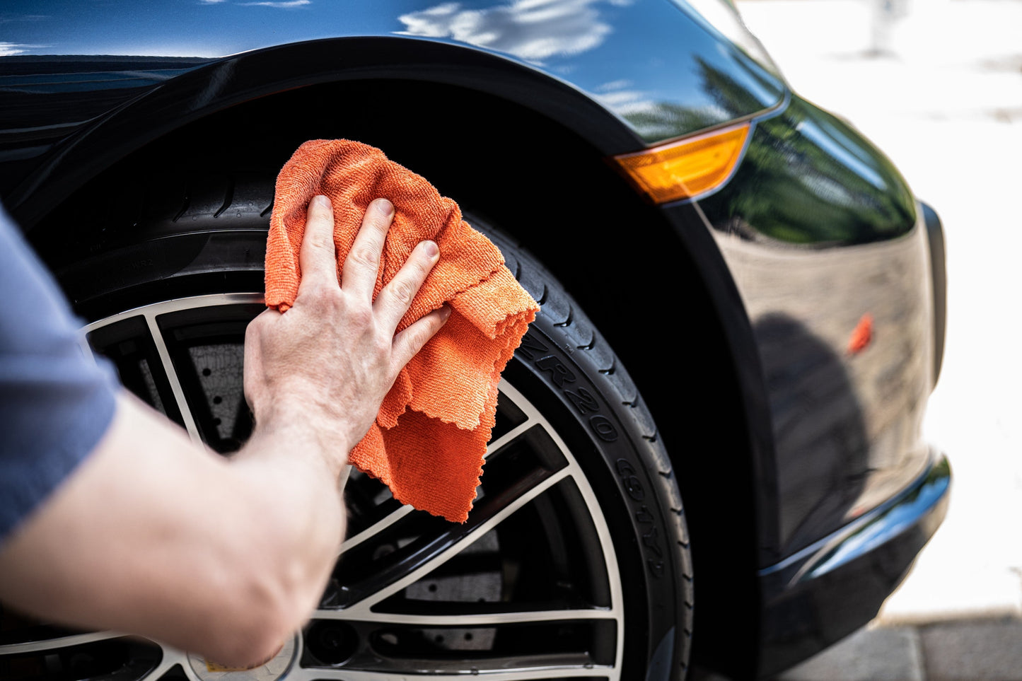Eye Candy Extreme Tire Shine - High Gloss, Solvent, Wet Look Tire Shine - SCO-TS-1P-SCO-TS-1-SCO-TS-4-SCO-TS-5-  DRIVEN - 4