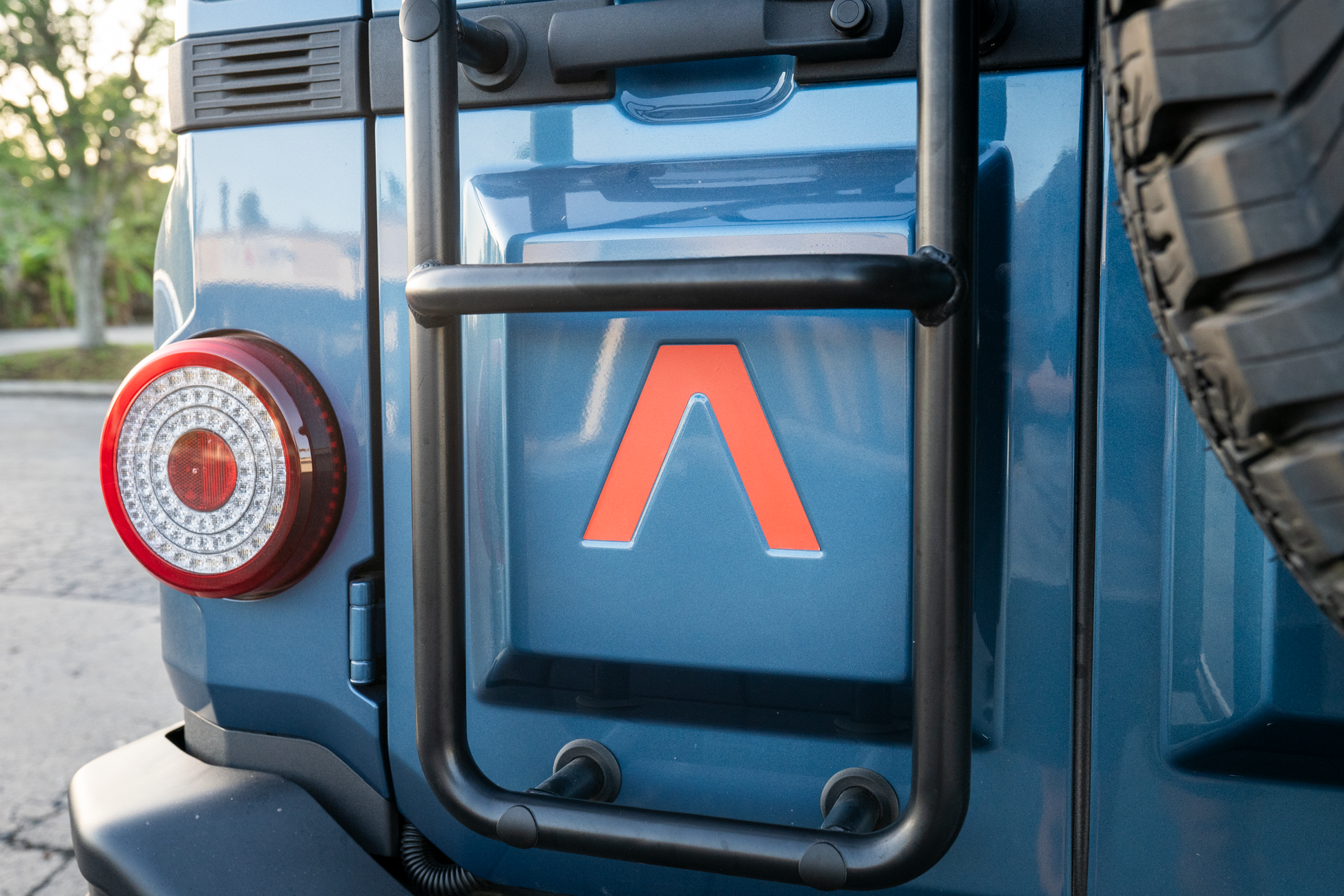 Emergency Reflective Lambda Rear Tailgate Overlay - 2024+ Grenadier - 24GRENADIERTGE-GB-24GRENADIERTGE-MB-24GRENADIERTGE-RD-24GRENADIERTGE-CODE-24GRENADIERTGE-CODETP-  DRIVEN - 2