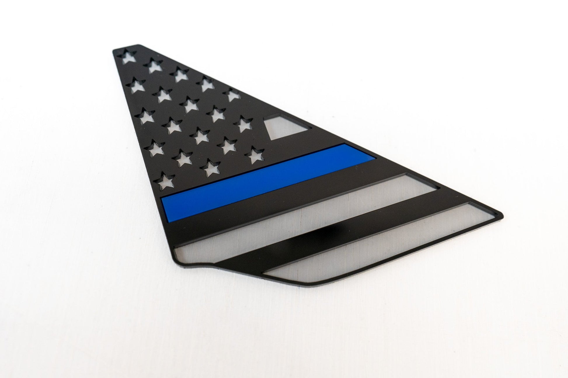 Acrylic Rear Triangle Flags - 2021+ Bronco - sfb21BRNRT-AC-FL-1-sfb21BRNRT-AC-TBLF-sfb21BRNRT-AC-TRLF-  DRIVEN - 8