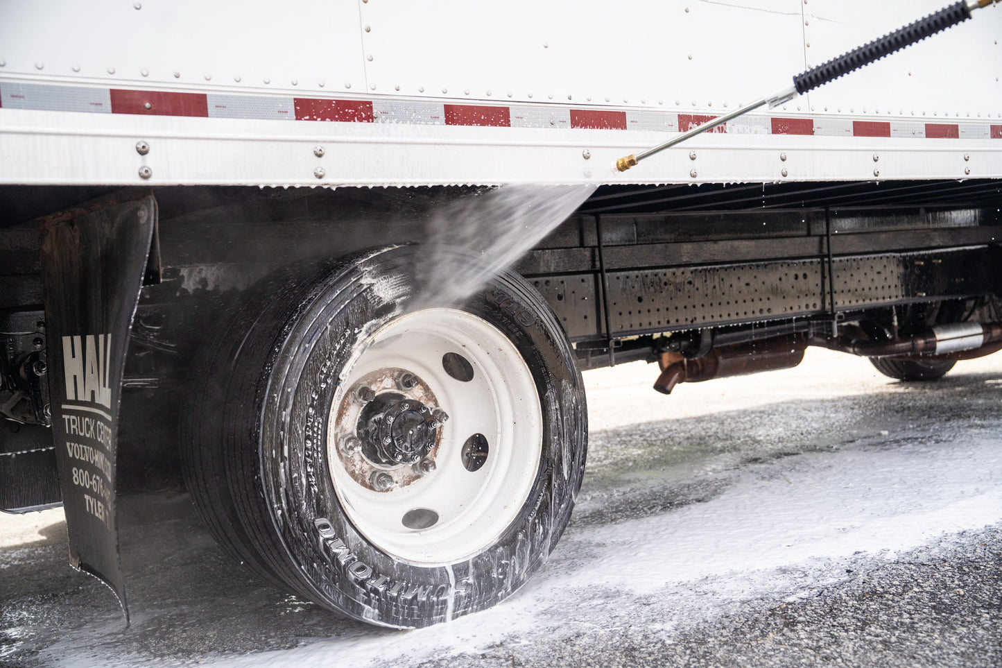 Hammer Down Heavy Duty Truck Wash Soap with Wax - sku-44212048003291-sku-44212048036059-sku-44212048068827-sku-44212048101595-  DRIVEN - 12
