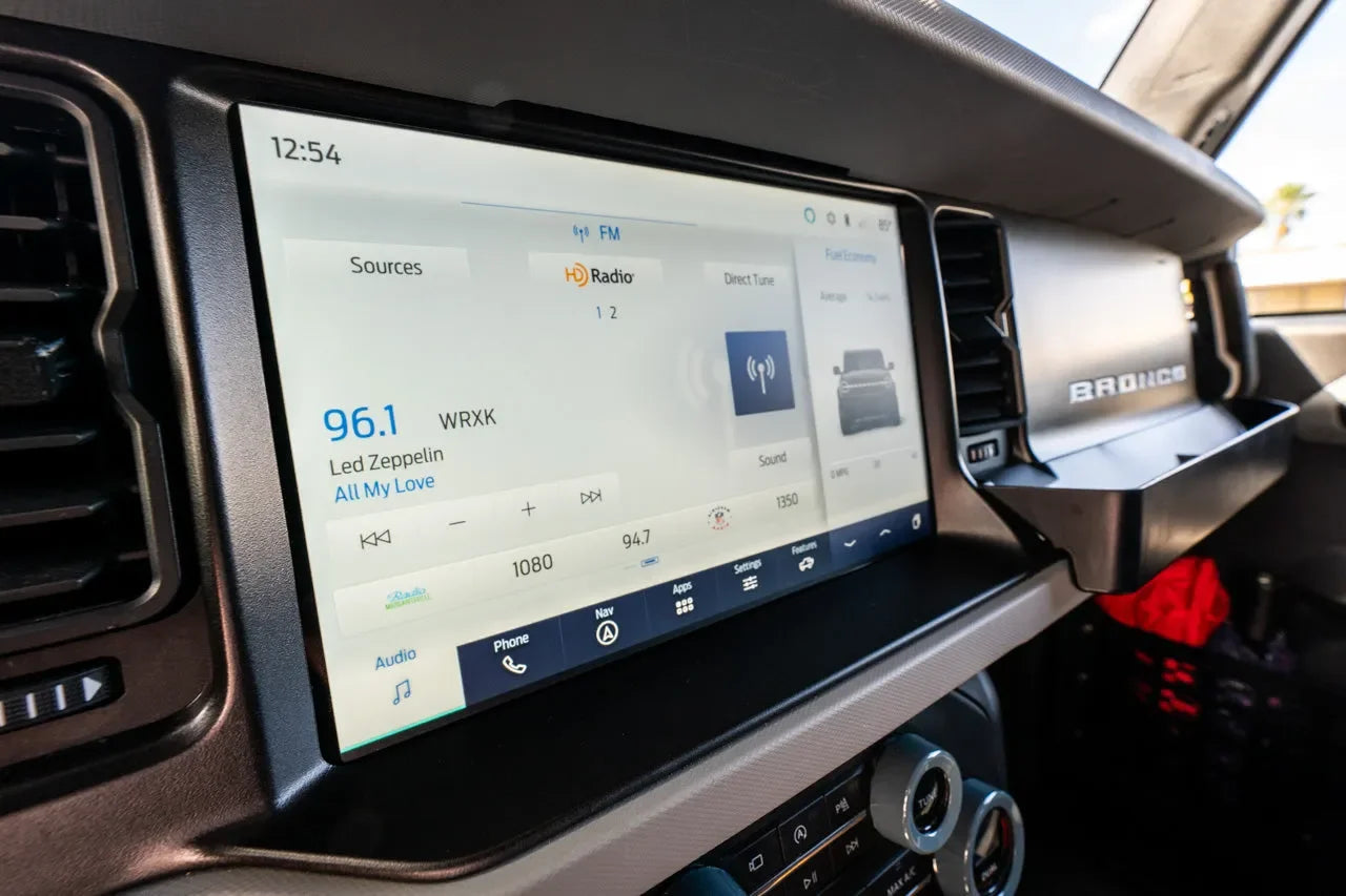 StickerFab 8" / 12" Sync 4 Matte Screen Protector Kit - 2021+ Bronco - sfb21BRN8INCHSP-M-sfb21BRN12INCHSP-M-2-  DRIVEN - 4