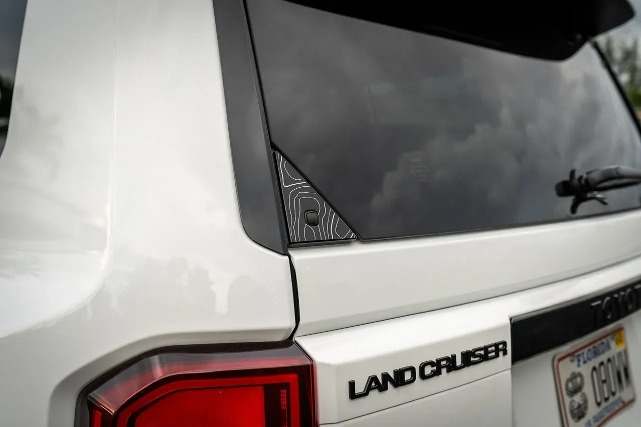 Topo Rear Glass Button Trim Overlay - 2024+ Land Cruiser / GX 550 - LC250TRI-HB-LC250TRI-A51-LC250TRI-CG-LC250TRI-CY-LC250TRI-DS-  DRIVEN - 3