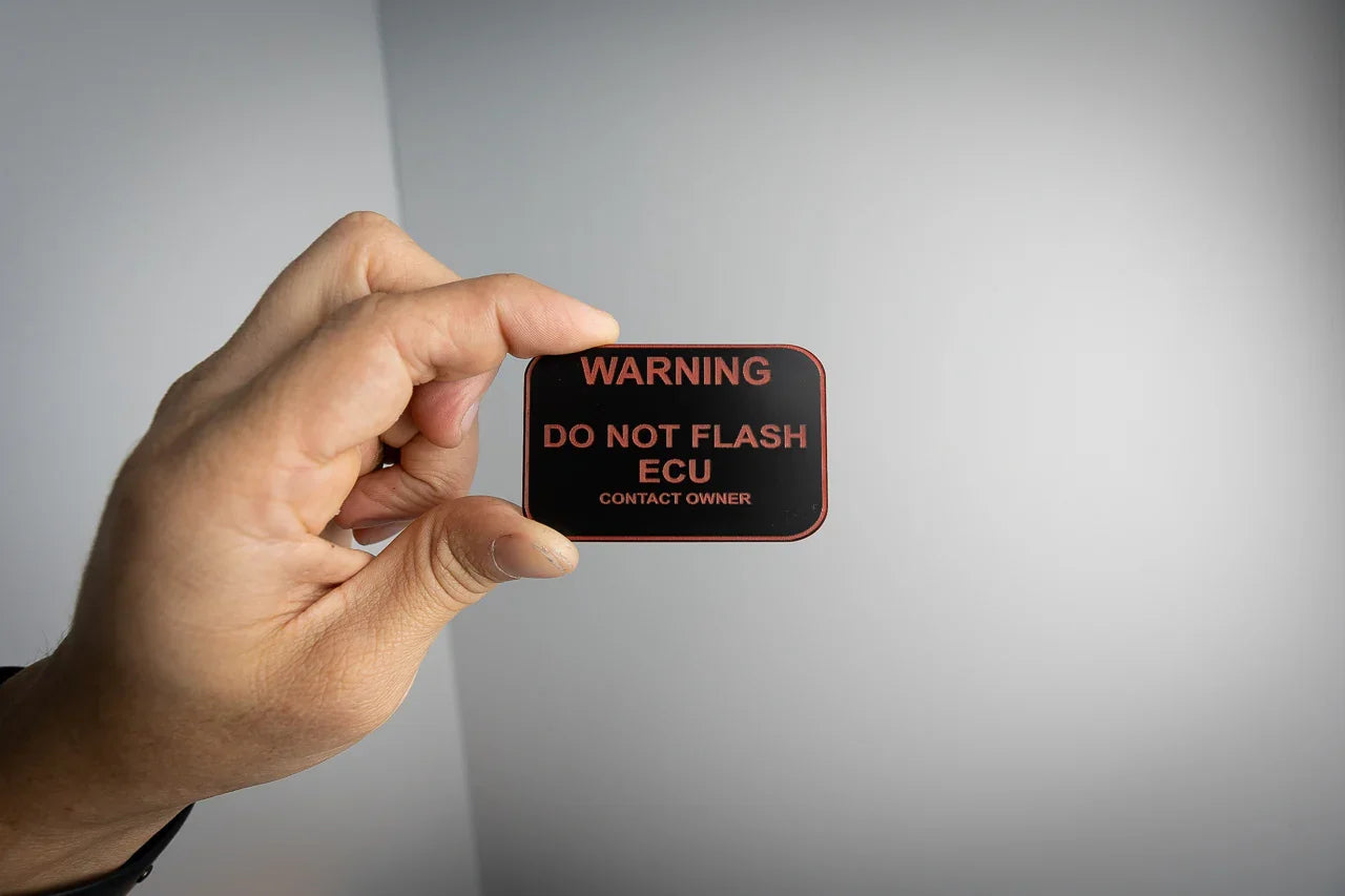 Acrylic Warning Do Not Flash Plate (OBD Port) - Universal - DONOTFLASHAC-  DRIVEN - 2