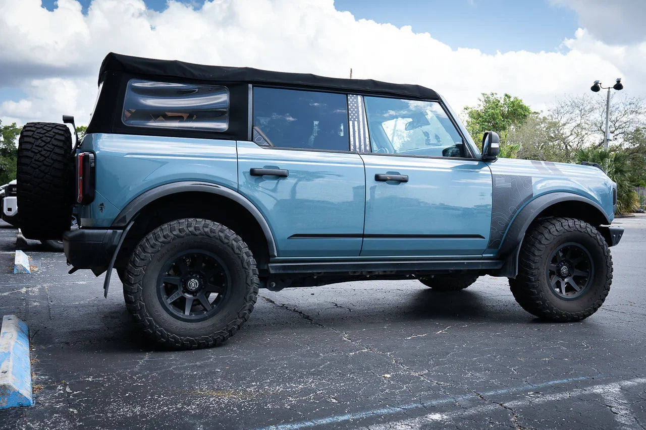 Solid Color Lower Door Spear Stripe Kit - 2021+ Bronco 4 Door - 21BRNDOORSPEAR-BAD-21BRNDOORSPEAR-GB-21BRNDOORSPEAR-MB-21BRNDOORSPEAR-BL-21BRNDOORSPEAR-BRZ-  DRIVEN - 2