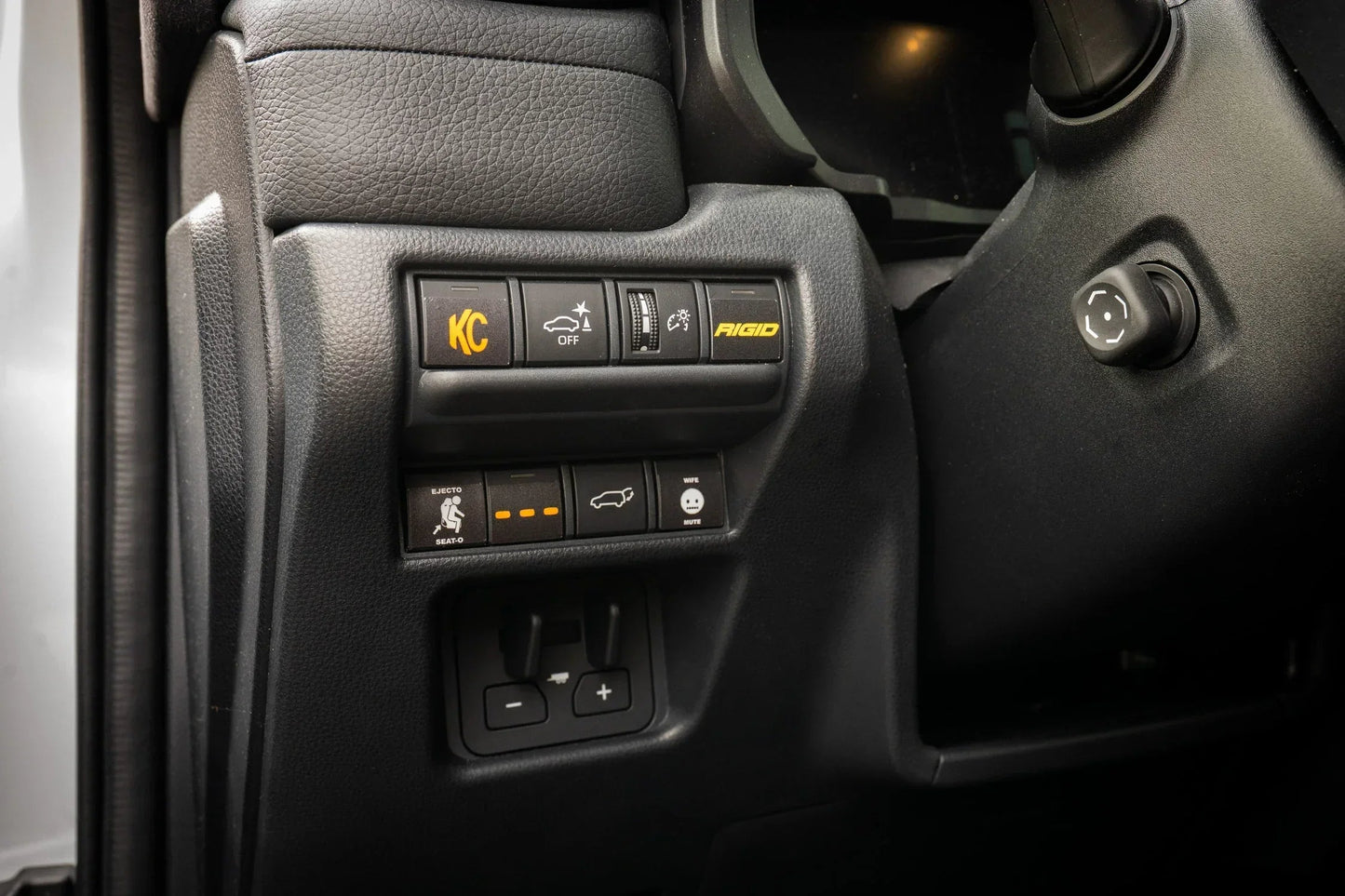 Ejecto Seato Blank Button Overlay - 2024+ Land Cruiser / Tacoma / 2025+ 4Runner - 24LC250-EJECTO-1-24LC250-EJECTO-FULLSET-  DRIVEN - 11