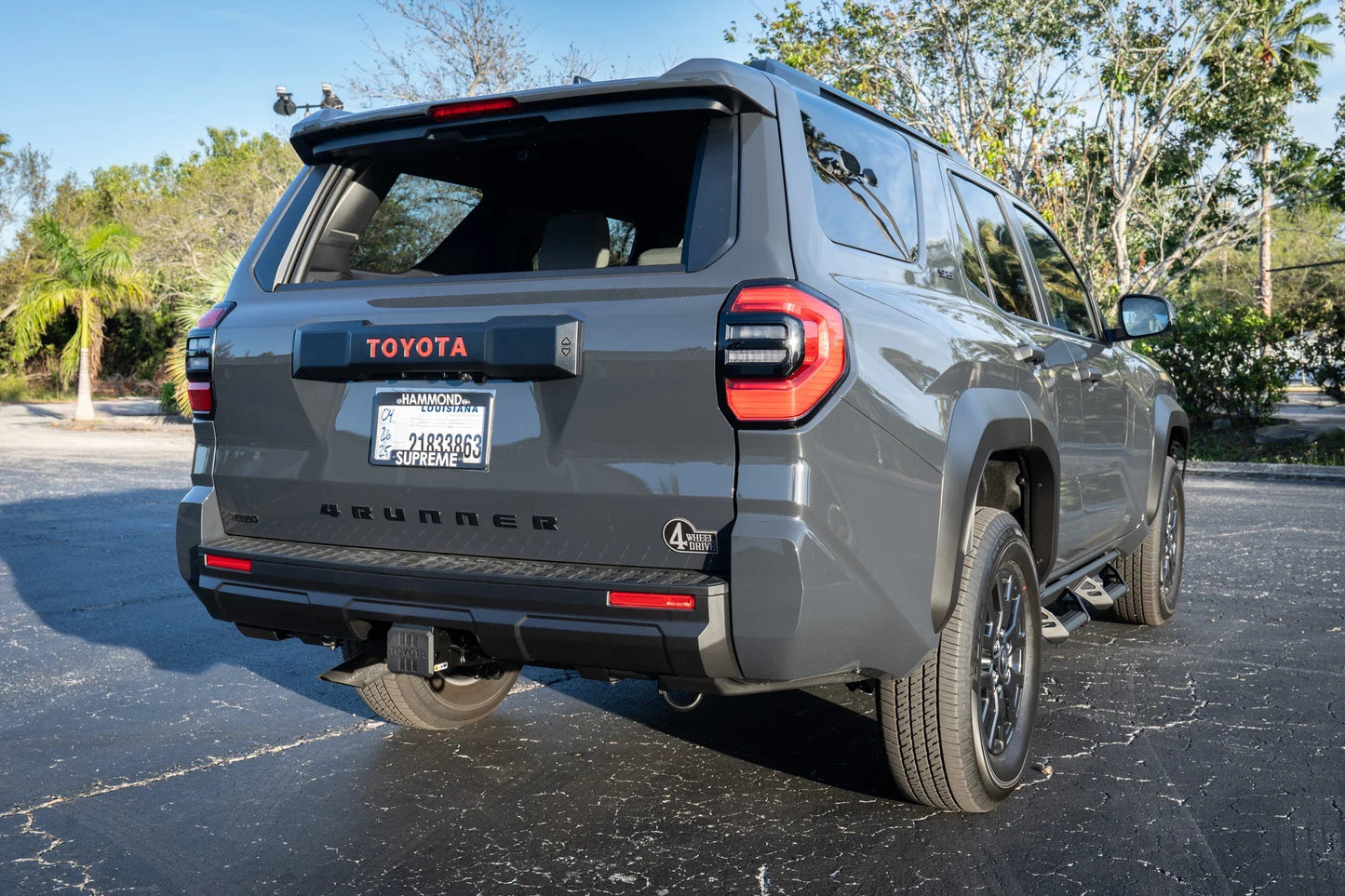 Retro 4 Wheel Drive Two Color Acrylic Emblem - 2024+ Land Cruiser / GX 550 / Tacoma / 2025+ 4Runner - 24LC250-RET4WD2PL-  DRIVEN - 6