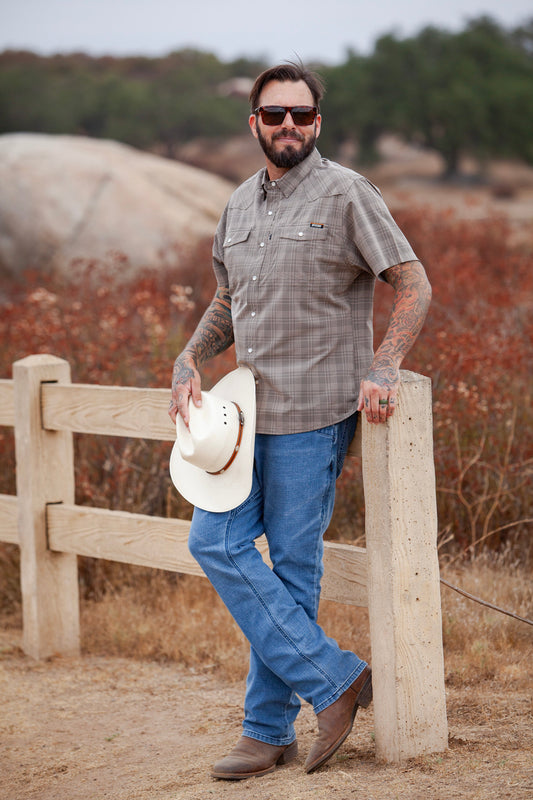 Deke SS Shirt - Beluga Brown - OMWS325002BB01-OMWS325002BB02-OMWS325002BB03-OMWS325002BB04-OMWS325002BB05-  DRIVEN - 2