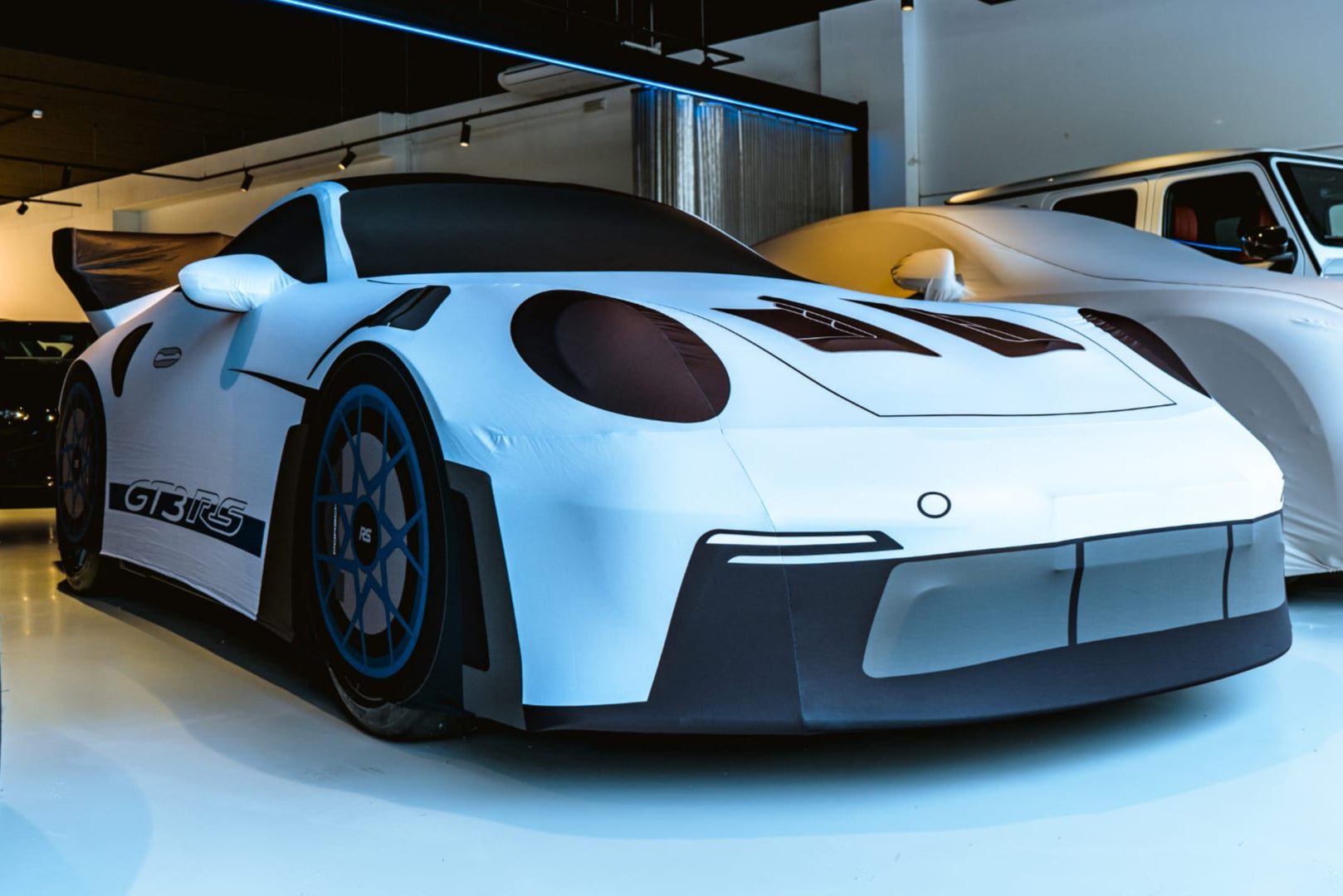 DRIVEN | iArt-C | Interior - BeSpoke | Premium Car Cover - CC-A-IND-BSP-M-  DRIVEN - 7