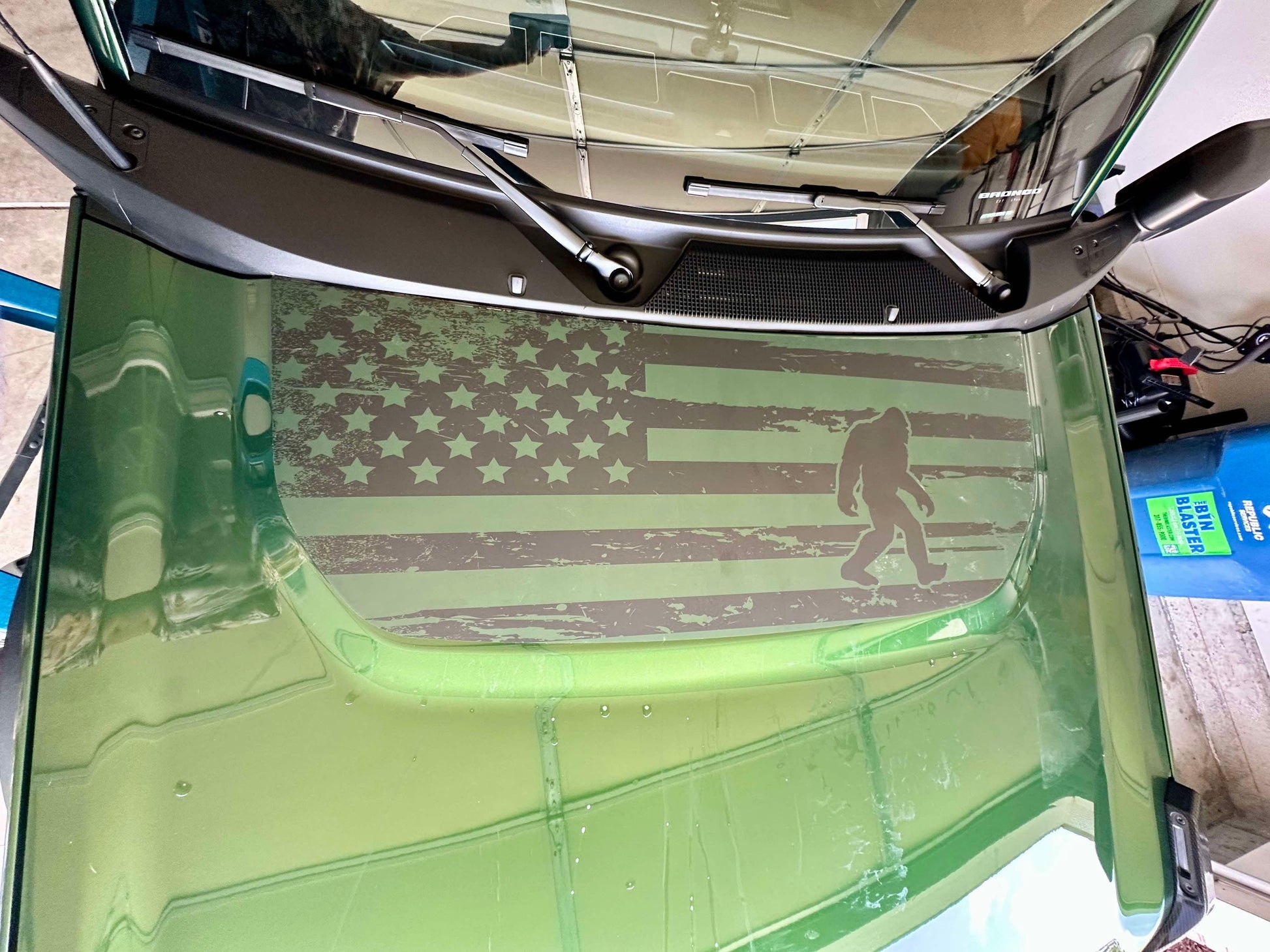 Stealth Clear American Flag Hood Overlay - 2021+ Bronco - 21BRONCOAMFHD-21BRONCOAMFHDB-21BRONCOAMFHDS-21BRONCOAMFHD-X2-21BRONCOAMFHDB-X2-  DRIVEN - 11