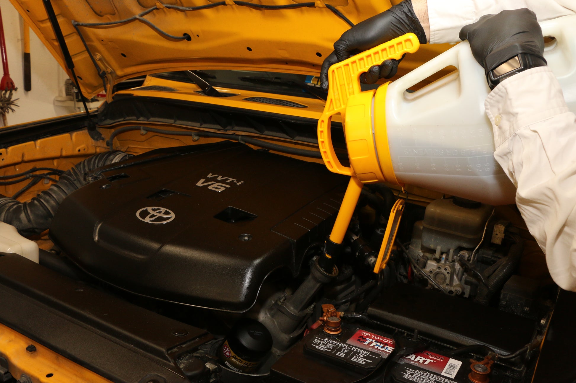 OilSafe |  Stretch Spout  | Controlled-Flow Oil Transfer Lid - 100300-100301-100302-100304-100305-  DRIVEN - 5