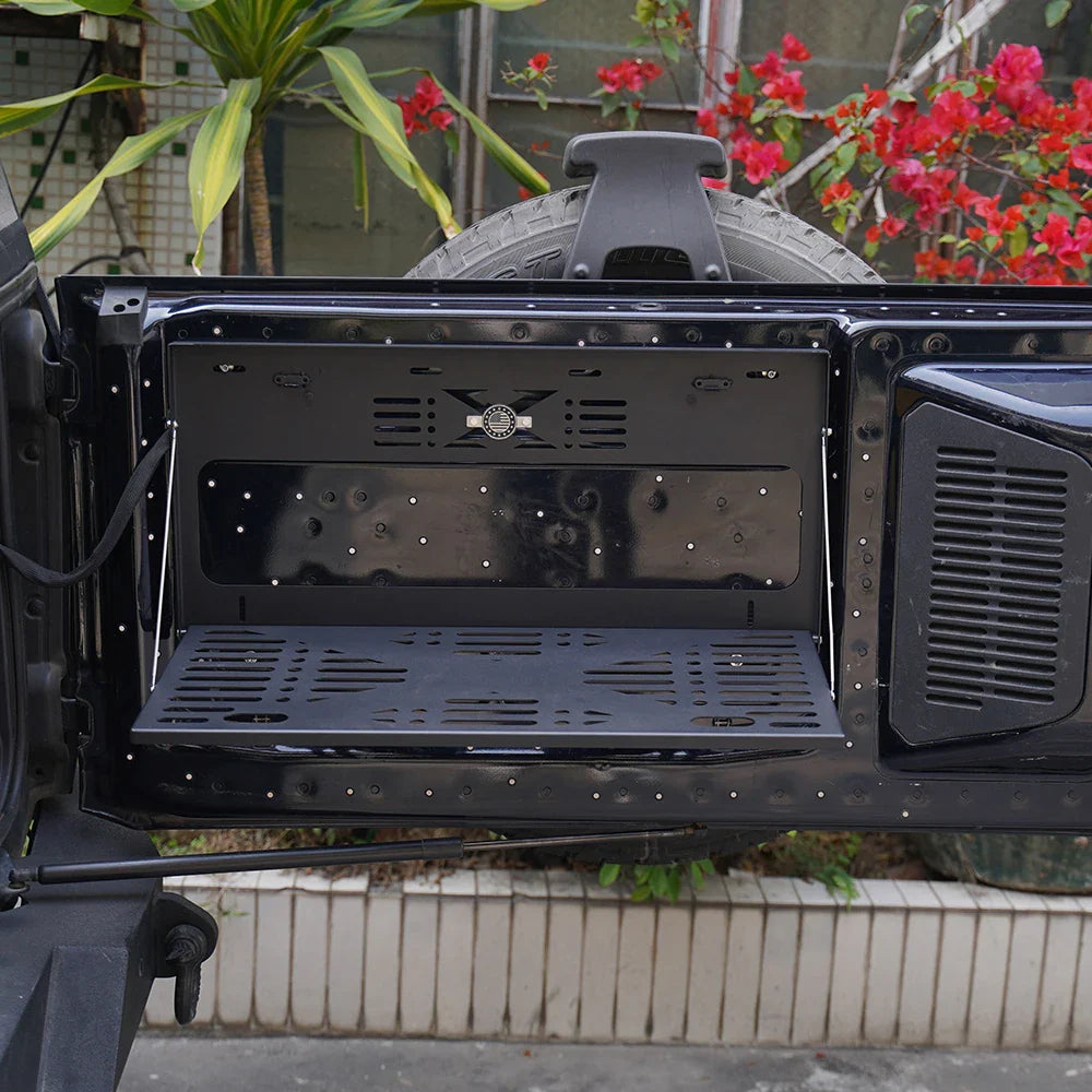 Ford Bronco Tailgate Table – Folding Luggage Shelf & Load Platform (2021–2025, 2 & 4-Door) - 14:193#Ford Bronco czj-  DRIVEN - 4