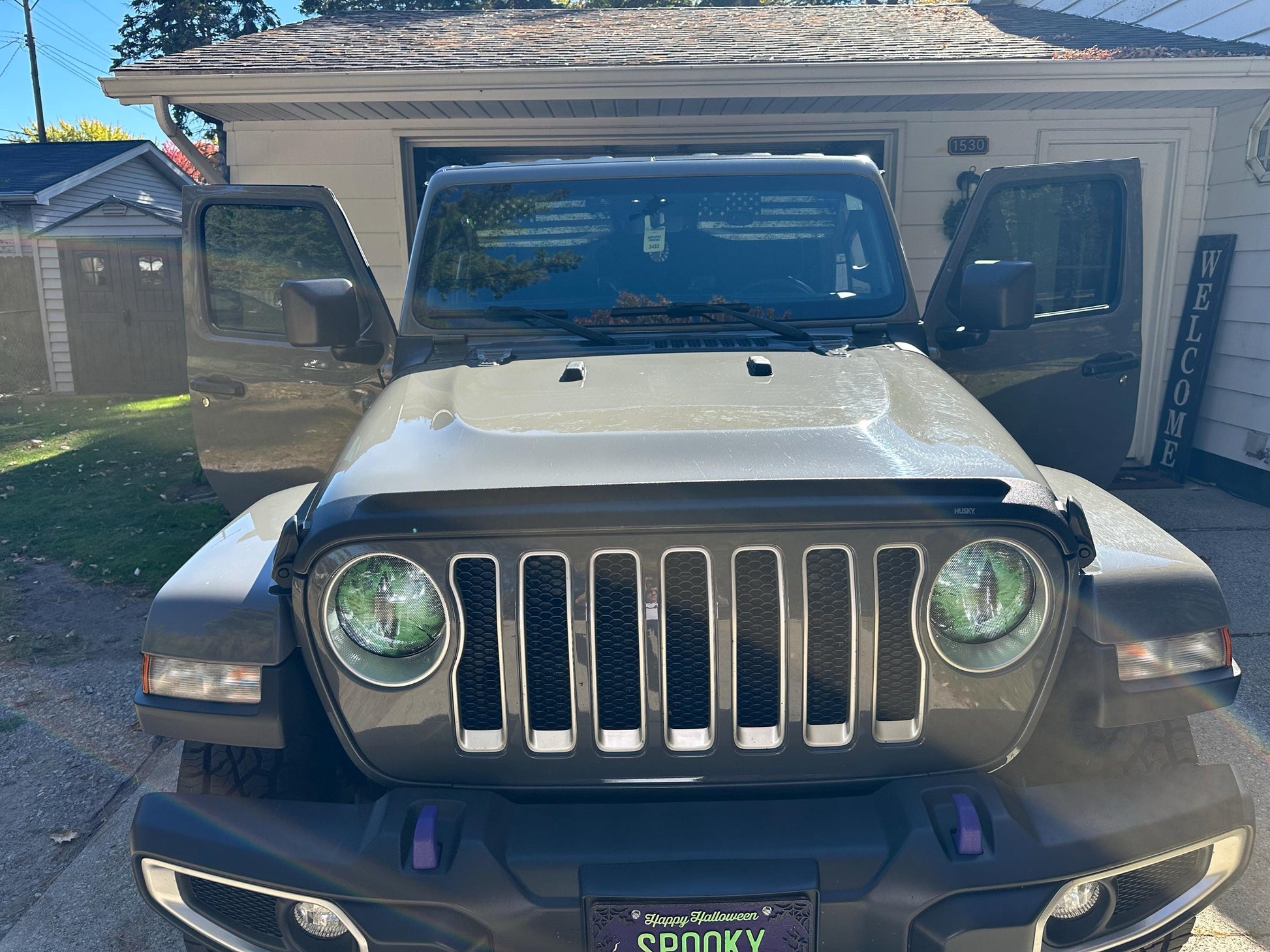 Freedom Series Sun Visor Overlays (Printed Series) - 2018+ Jeep Wrangler JL / Jeep Gladiator JT - JLVISORFULLFREE-RWBNHL-JLVISORFULLFREE-RWBHL-JLVISORFULLFREE-BWNHL-JLVISORFULLFREE-BWHL-JLVISORFULLFREE-TBLNHL-  DRIVEN - 9