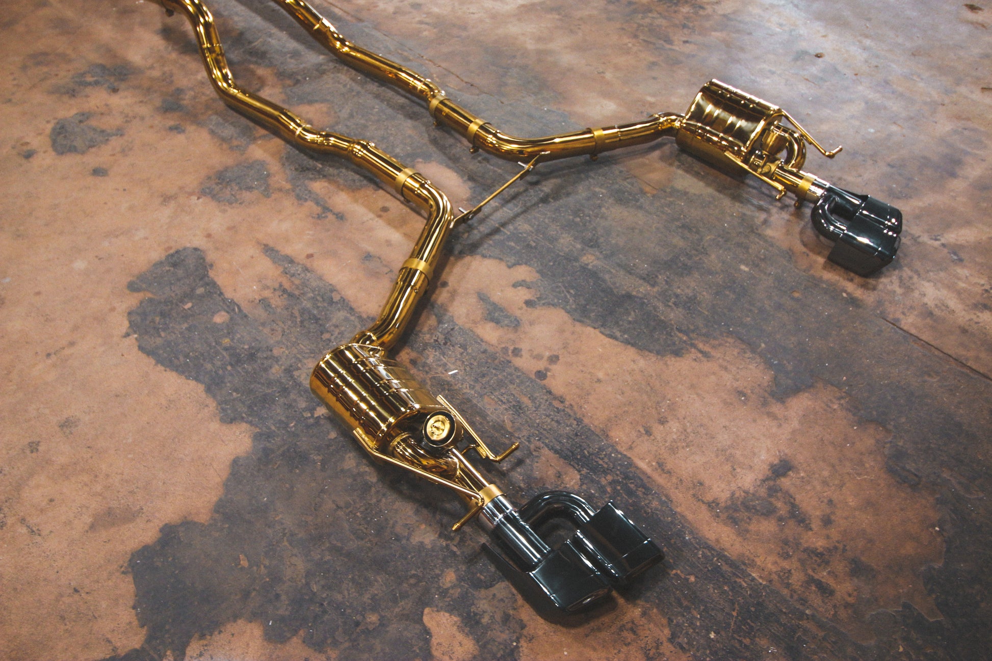 Mercedes E63 AMG W212 Valved Sport Exhaust System - MER.W212.E63.VSES.BR-MER.W212.E63.VSES.TI-MER.W212.E63.VSES.FF.BR-MER.W212.E63.VSES.FF.TI-  DRIVEN - 5