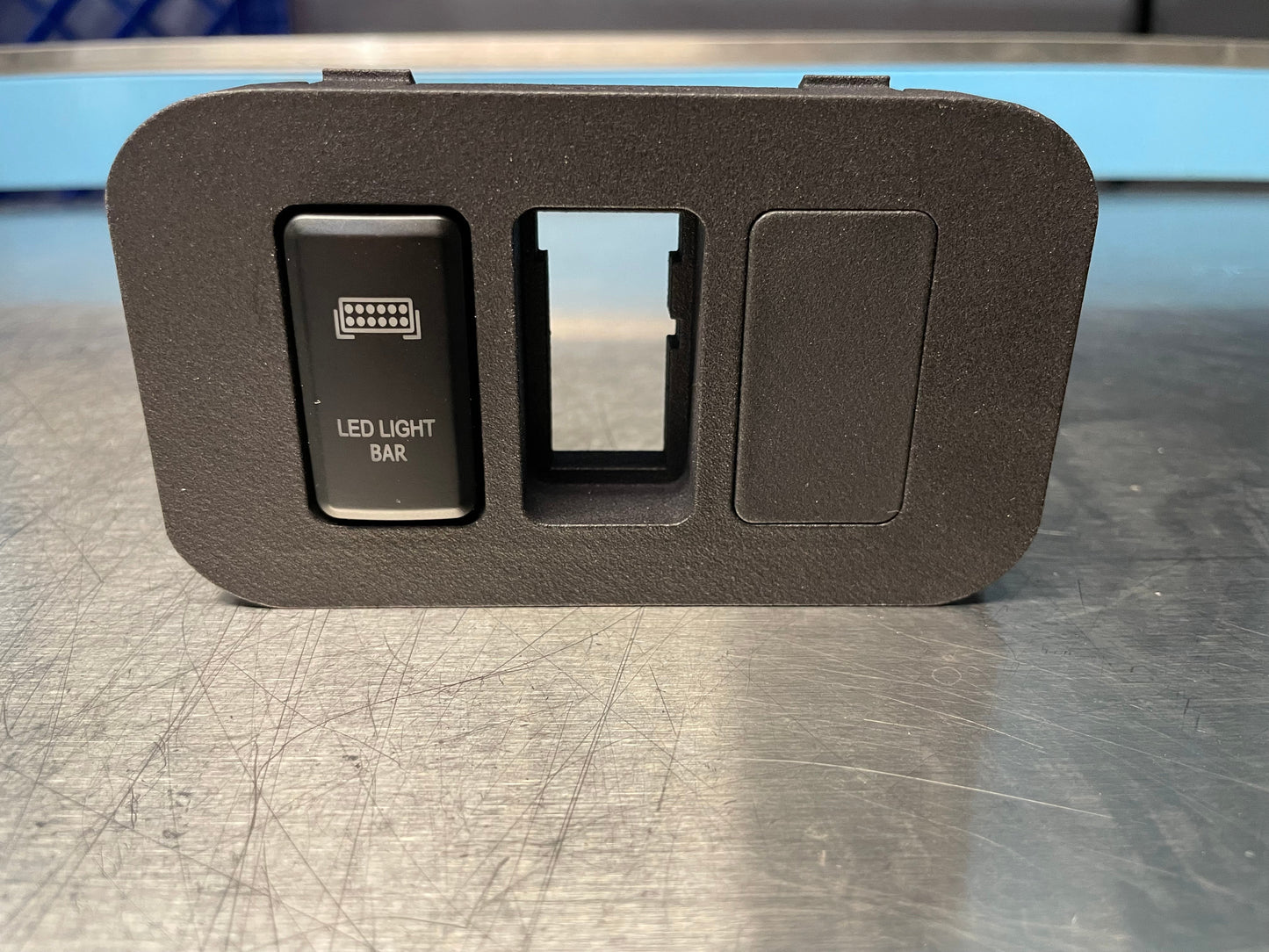 Modular Insert for 4 Tall Switches - GO-003-  DRIVEN - 6