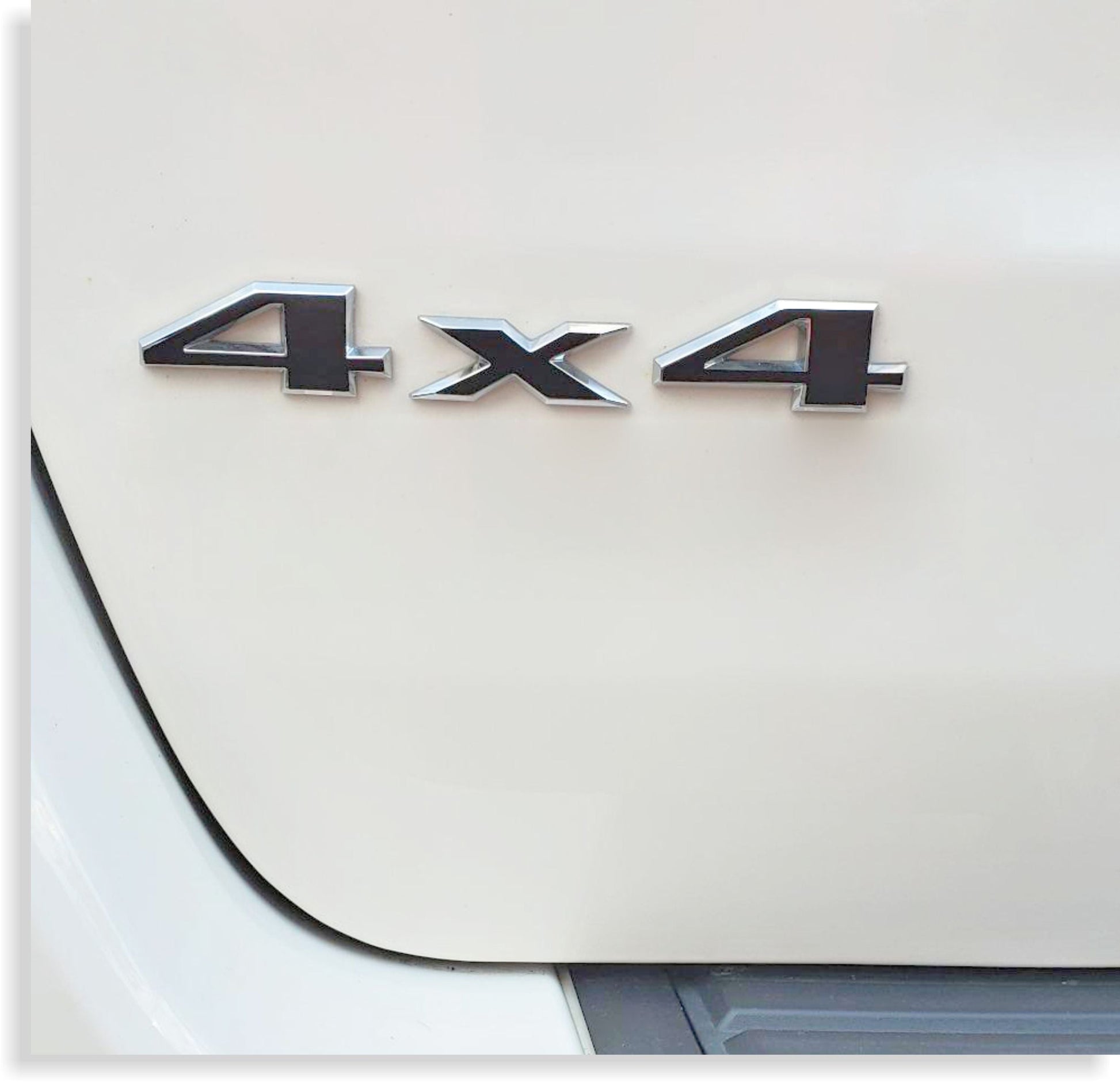 4x4 Emblem Overlay Decal - 2005-2021 Jeep Grand Cherokee - Jeep:GC:4x4-B-01-Jeep:GC:4x4-B-02-Jeep:GC:4x4-B-03-Jeep:GC:4x4-B-04-Jeep:GC:4x4-B-05-  DRIVEN - 3