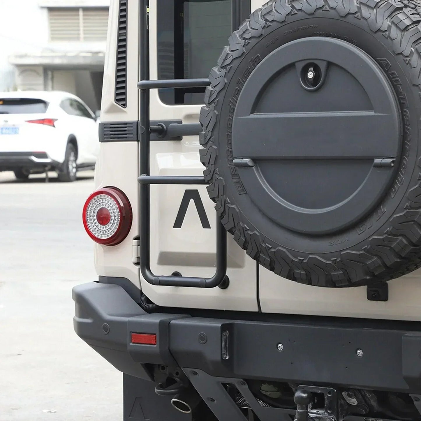 Emergency Reflective Lambda Rear Tailgate Overlay - 2024+ Grenadier - 24GRENADIERTGE-GB-24GRENADIERTGE-MB-24GRENADIERTGE-RD-24GRENADIERTGE-CODE-24GRENADIERTGE-CODETP-  DRIVEN - 3