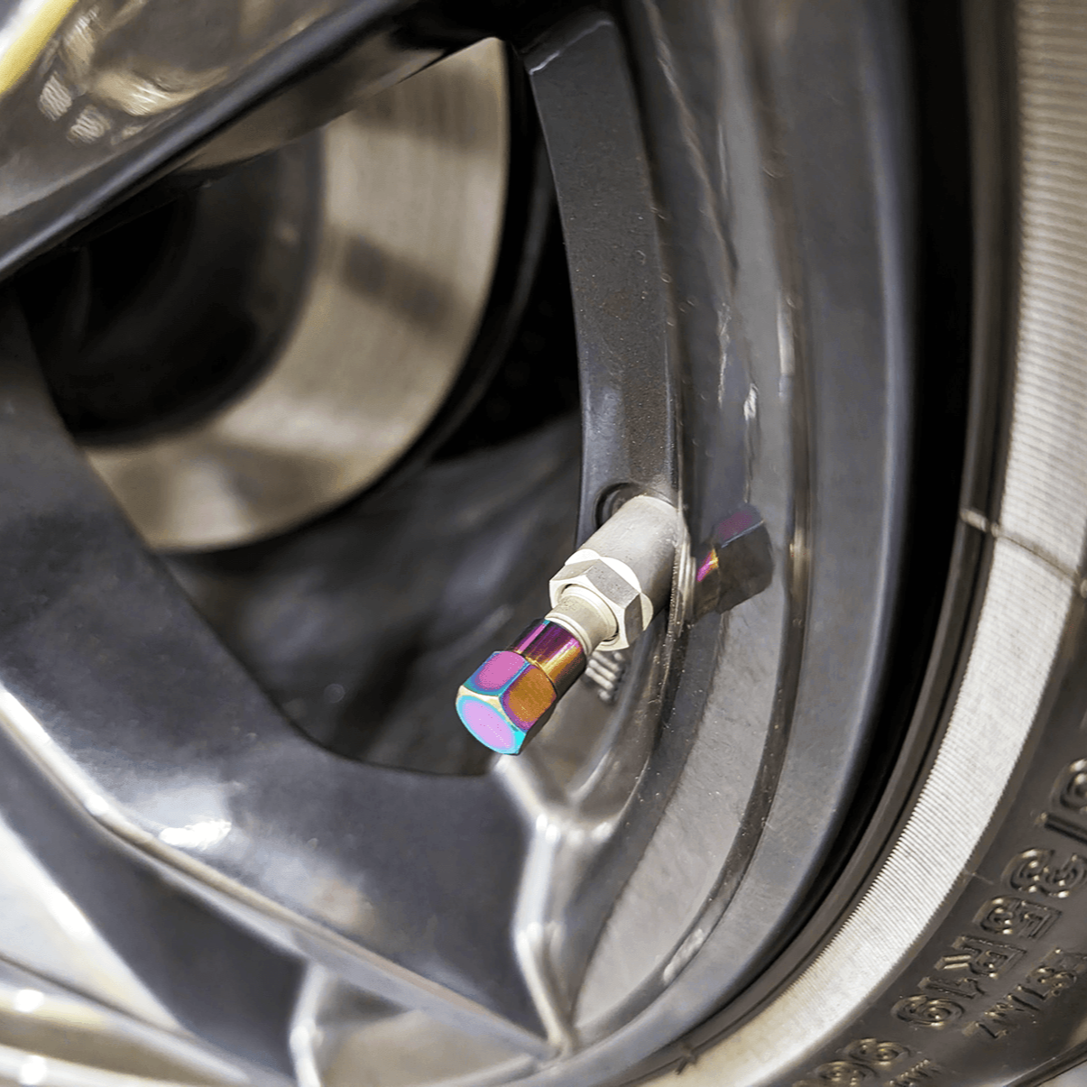 Titanium Tire Cap Set, Universal for Valve Stem Caps on Cars & Bikes, Grade-5 Titanium - ZSD-187124-  DRIVEN - 6